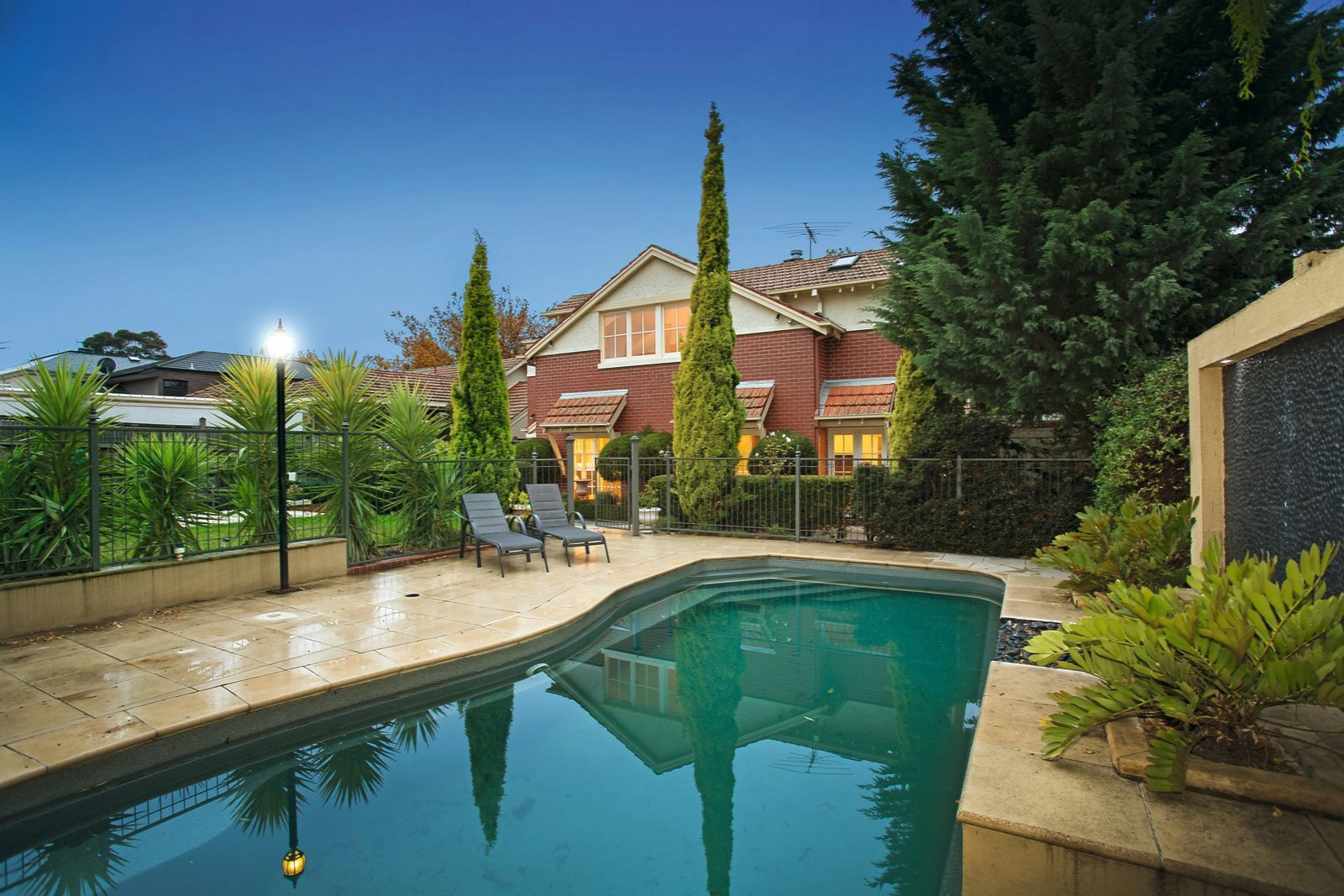 32 Stanley Grove, Canterbury, VIC