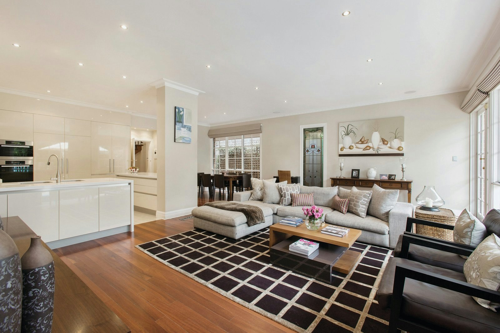 6 Weatherly Grove, Brighton, VIC