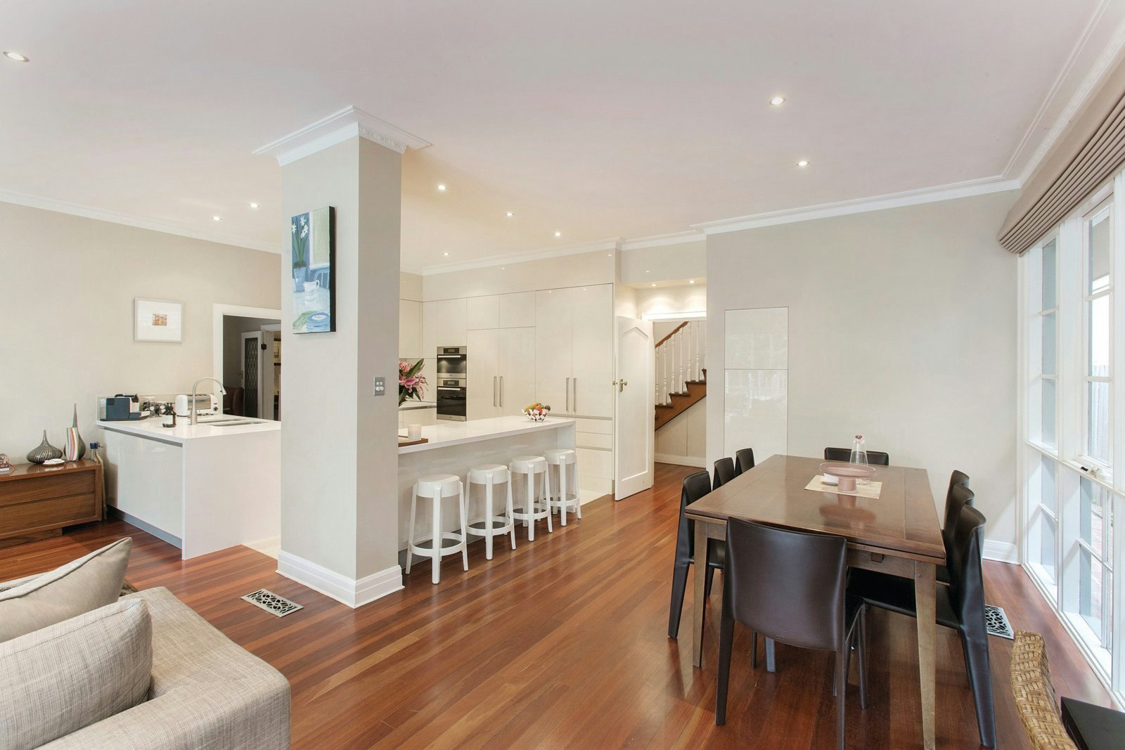 6 Weatherly Grove, Brighton, VIC