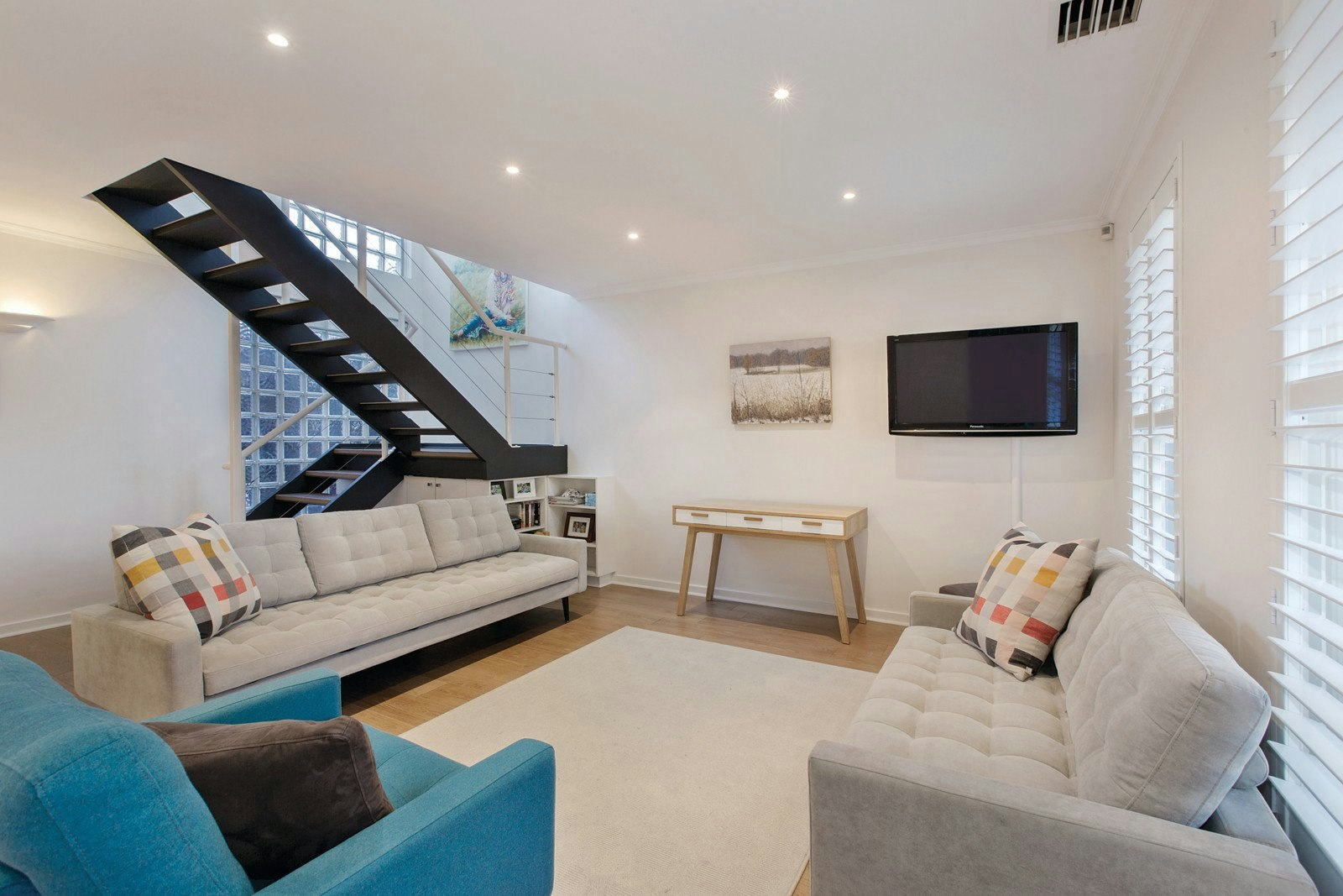 102 Palmerston Crescent, South Melbourne, VIC