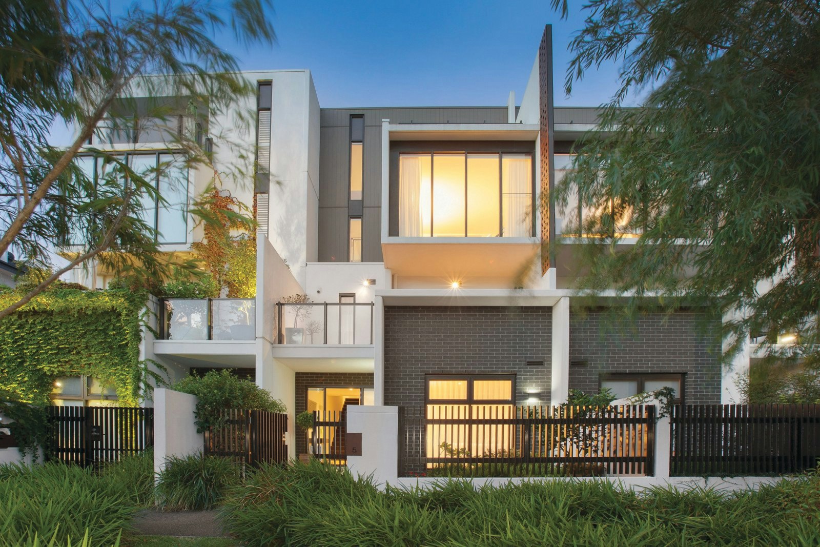 5 Danks Street, Albert Park, VIC