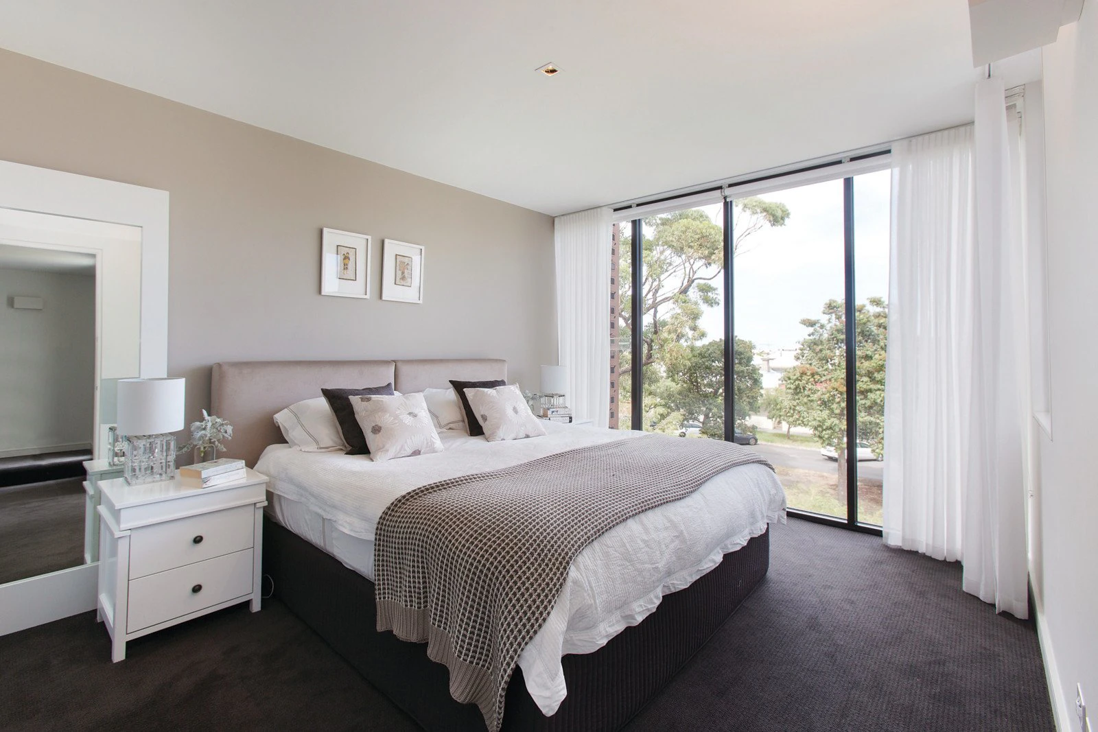 5 Danks Street, Albert Park, VIC