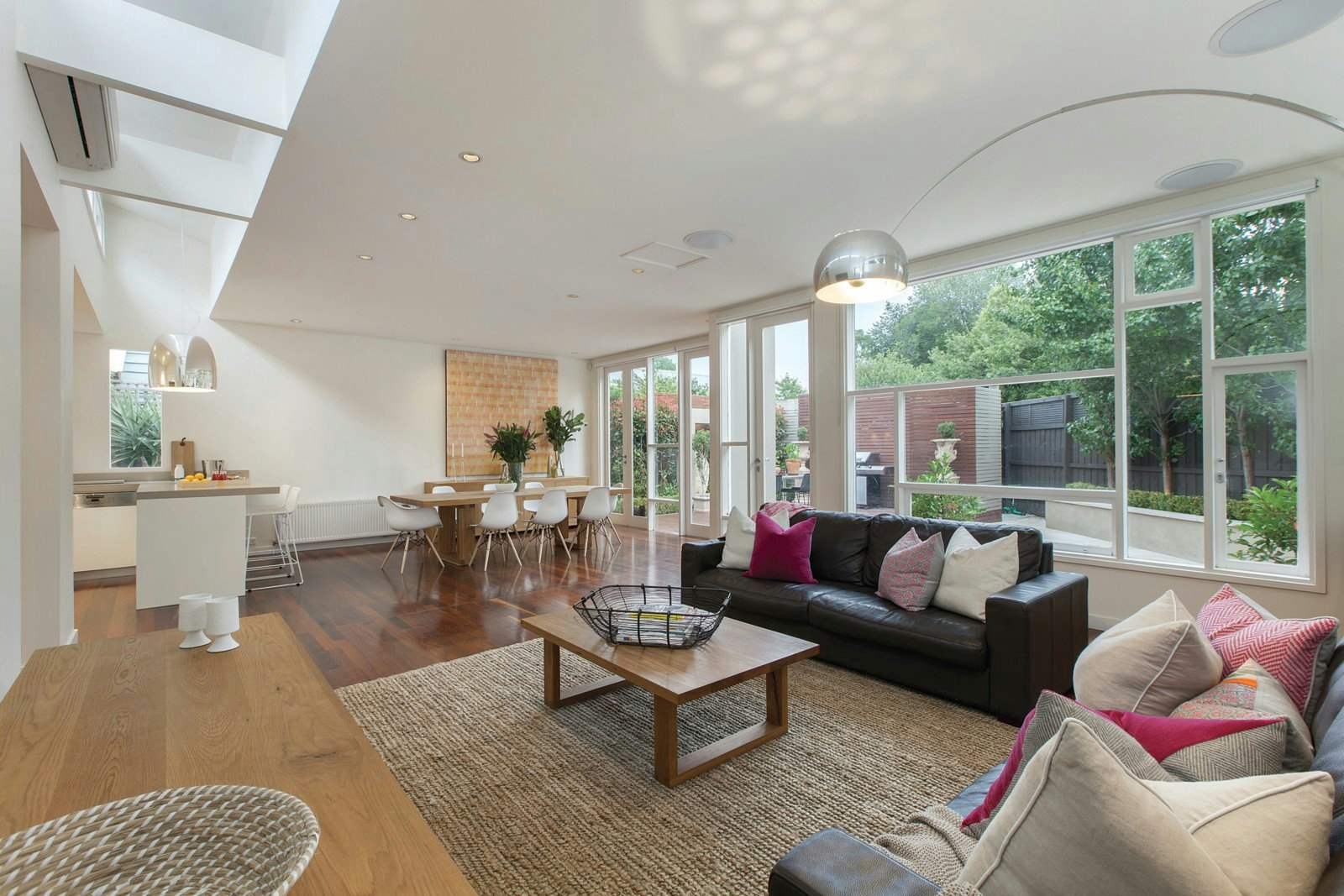 4 Hume Street, Armadale, VIC