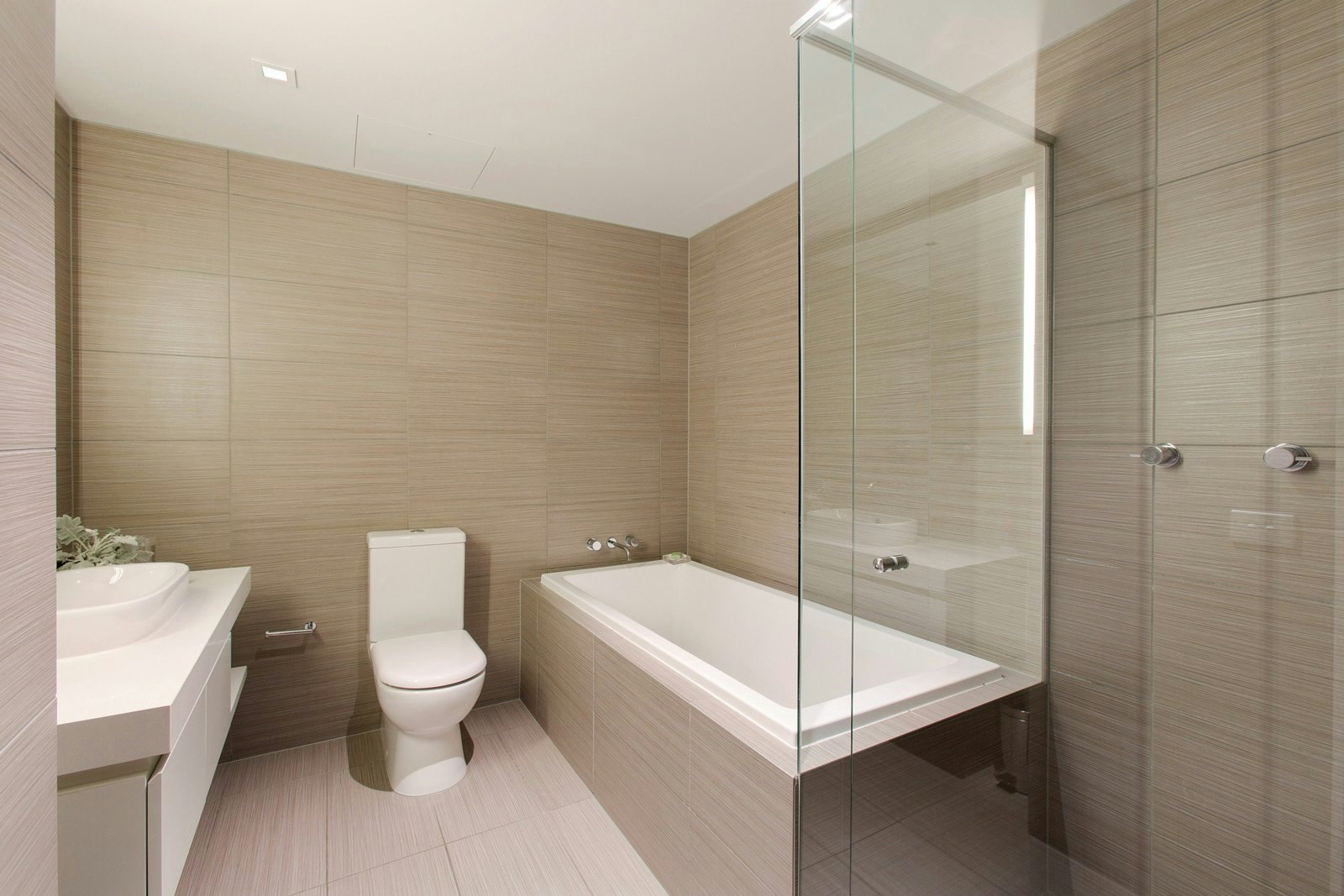 5 Danks Street, Albert Park, VIC