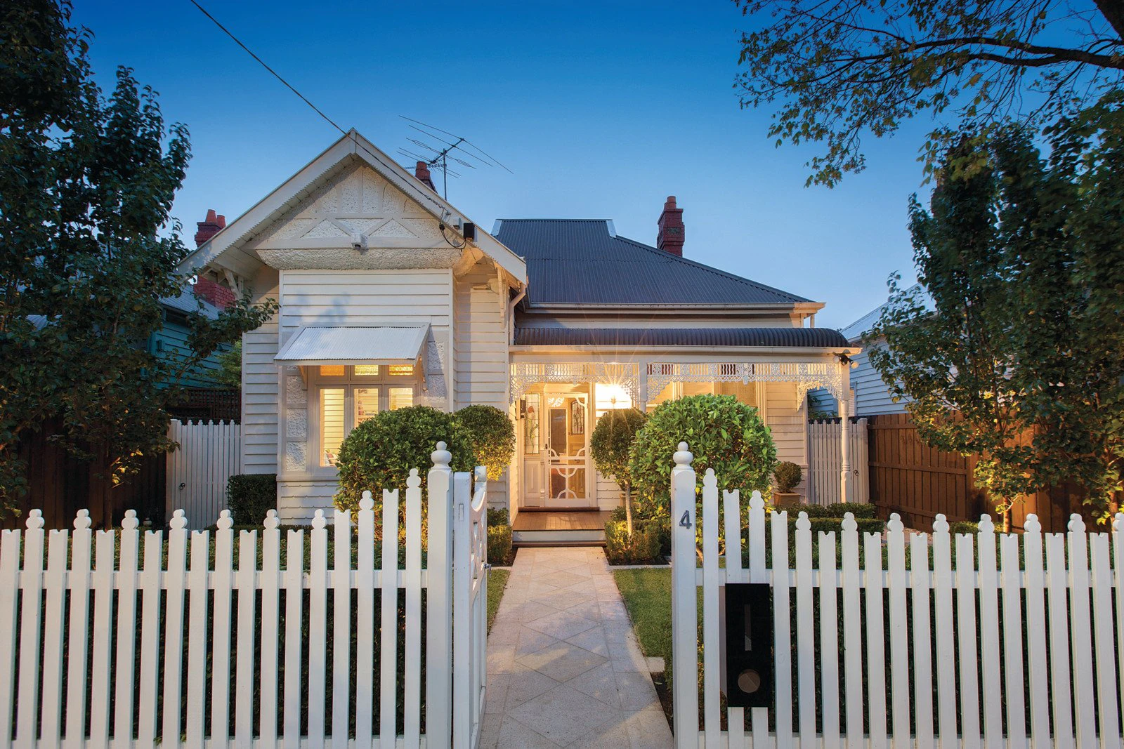 4 Hume Street, Armadale, VIC