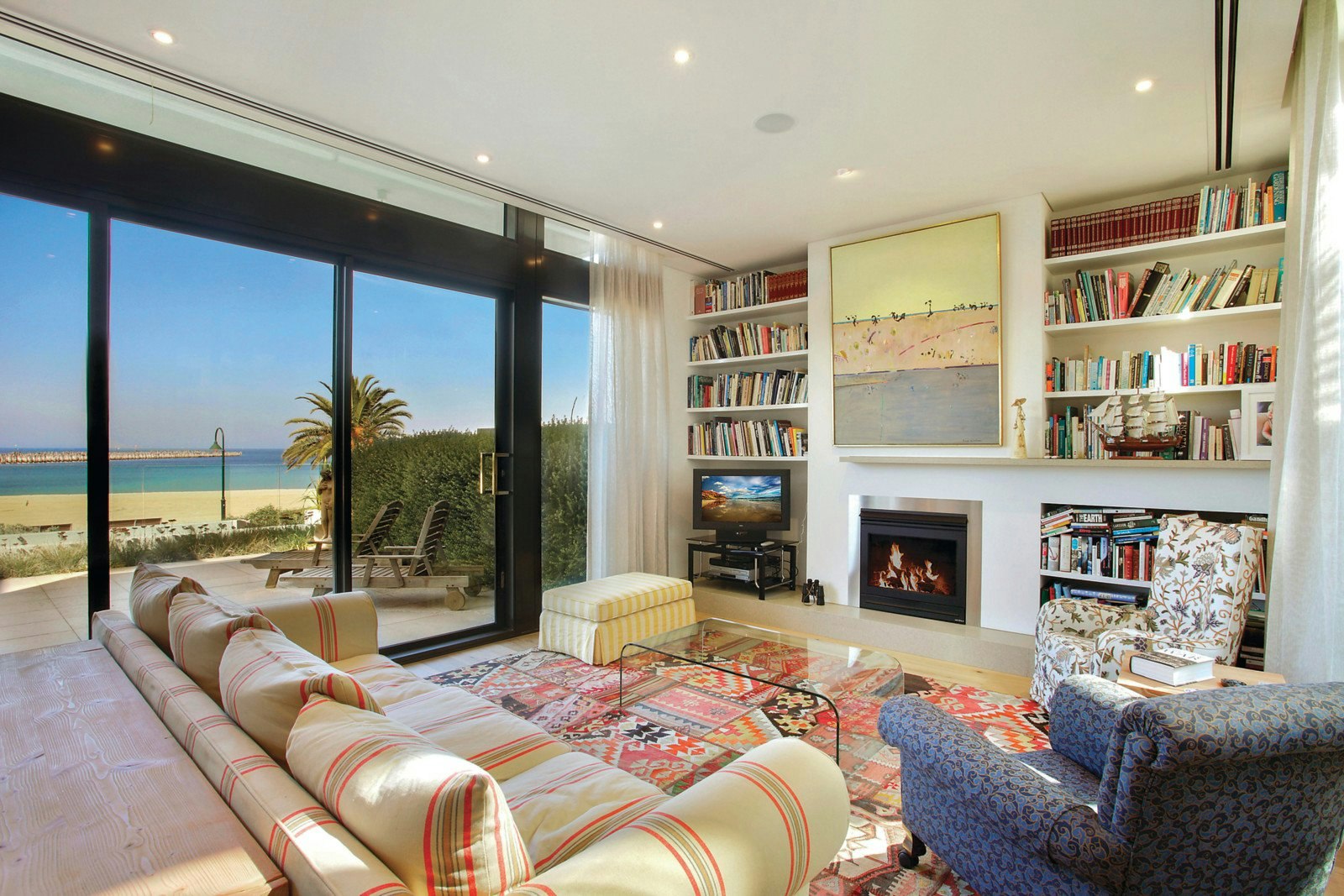 2 First Point, Port Melbourne, VIC