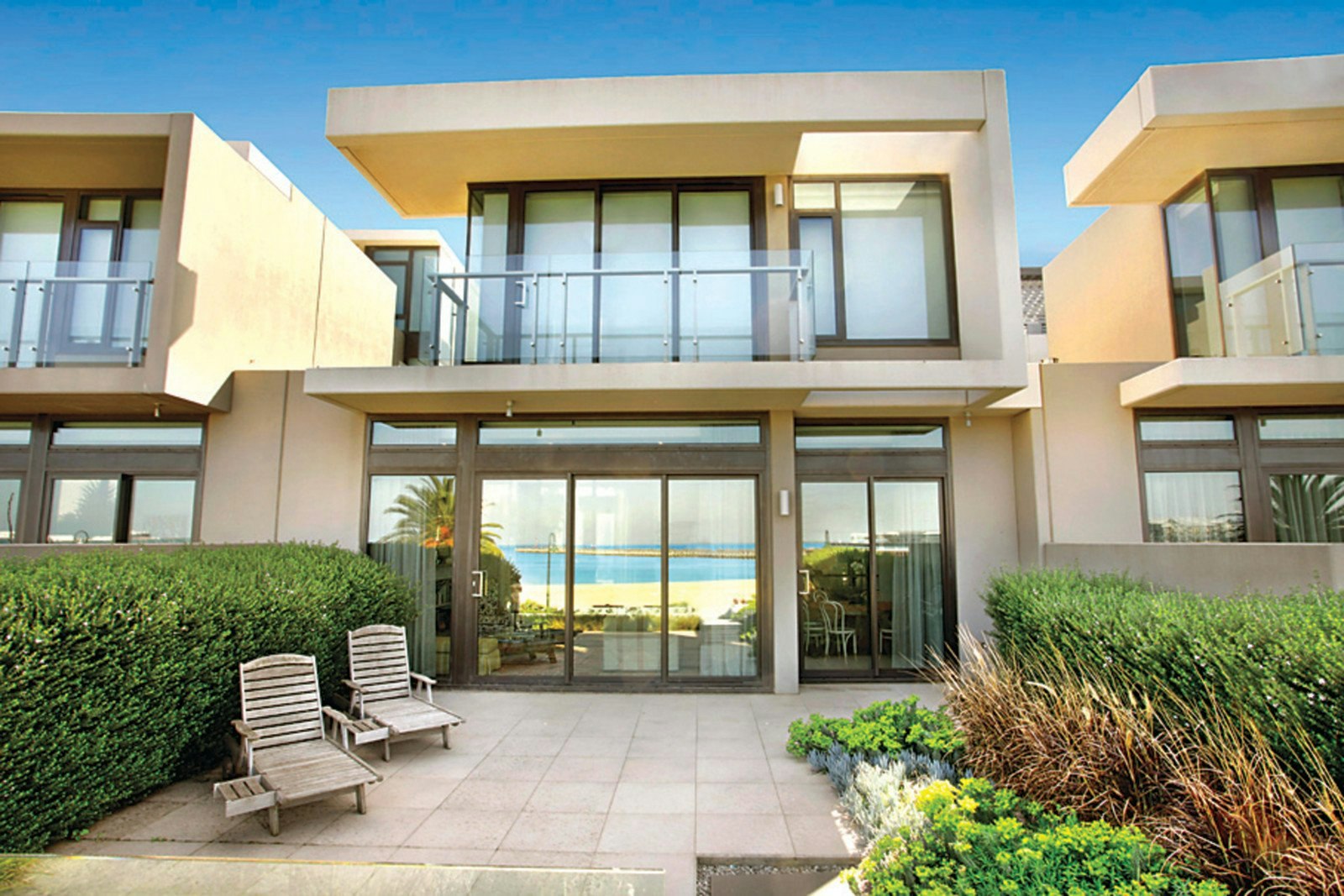 2 First Point, Port Melbourne, VIC