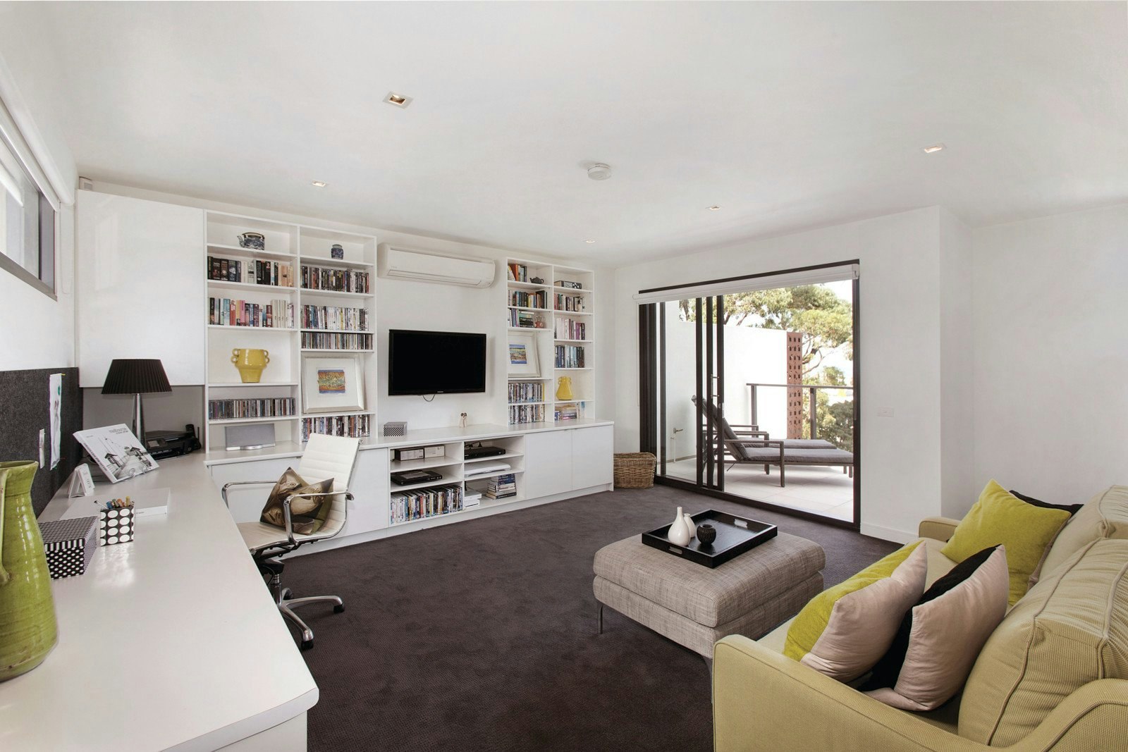 5 Danks Street, Albert Park, VIC