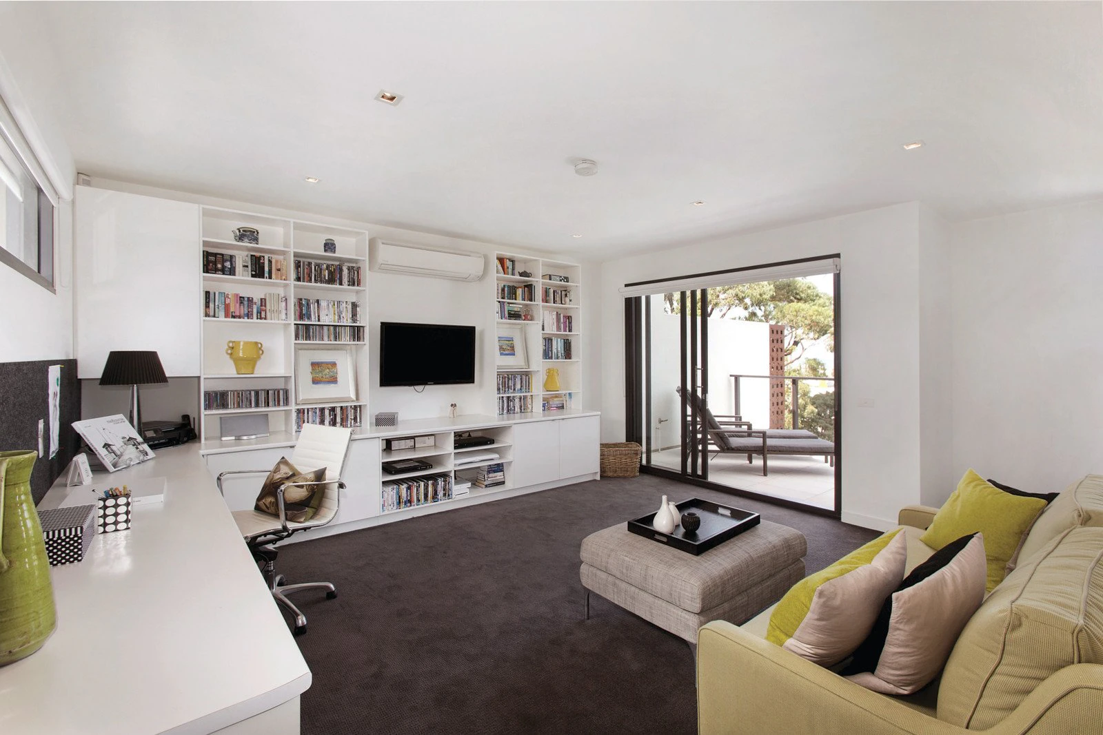 5 Danks Street, Albert Park, VIC