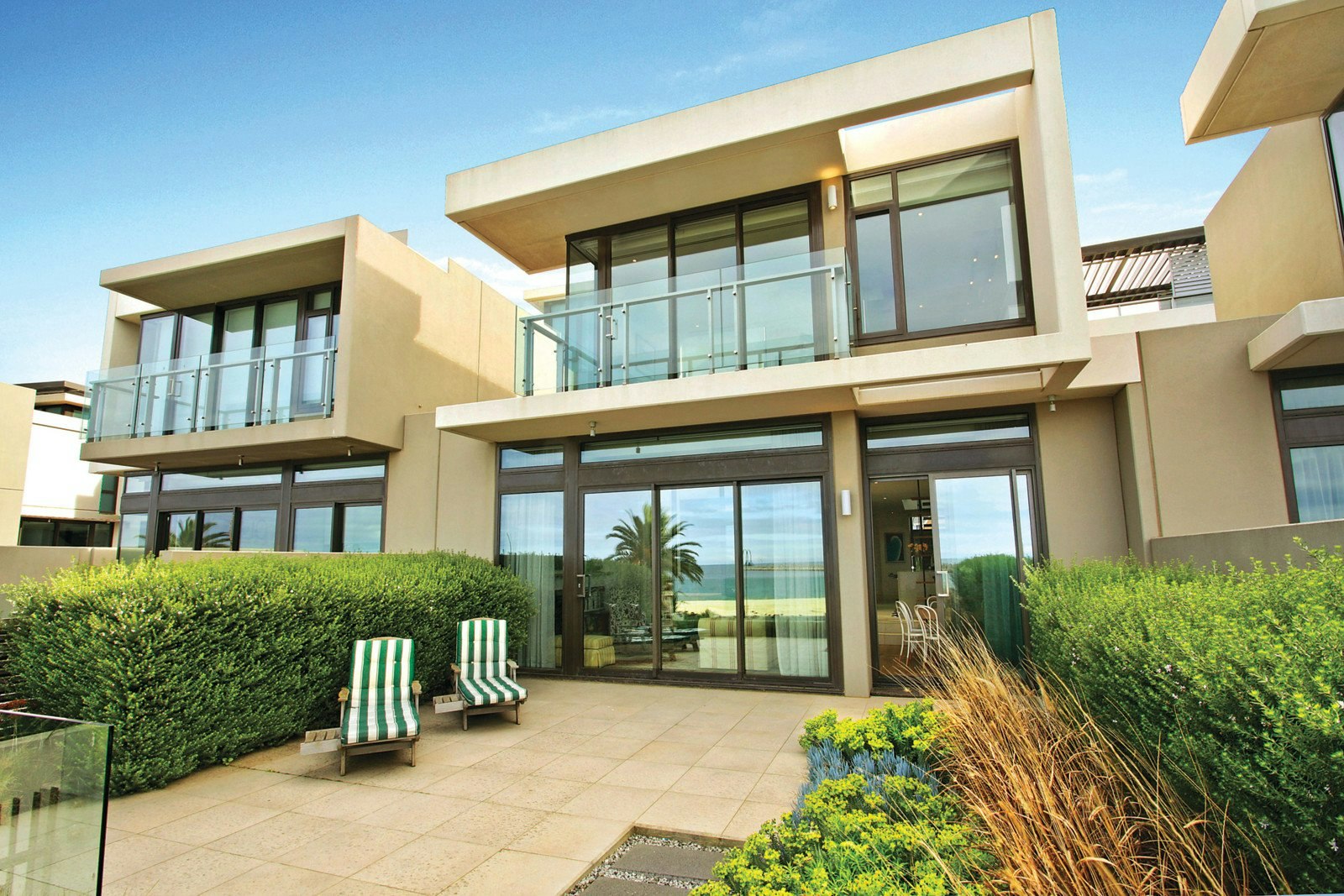 2 First Point, Port Melbourne, VIC