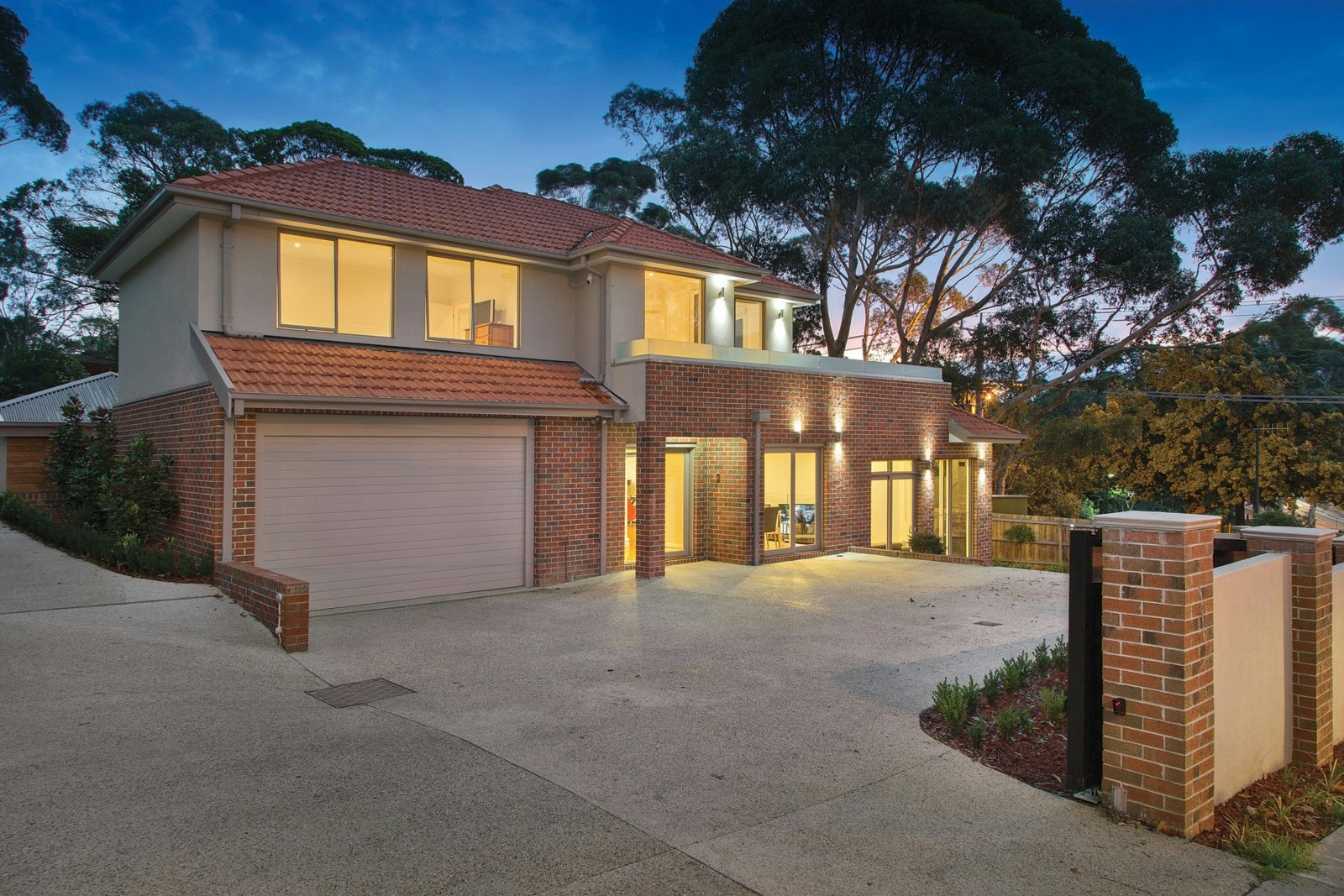 2/294 Belmore Road, Balwyn, VIC