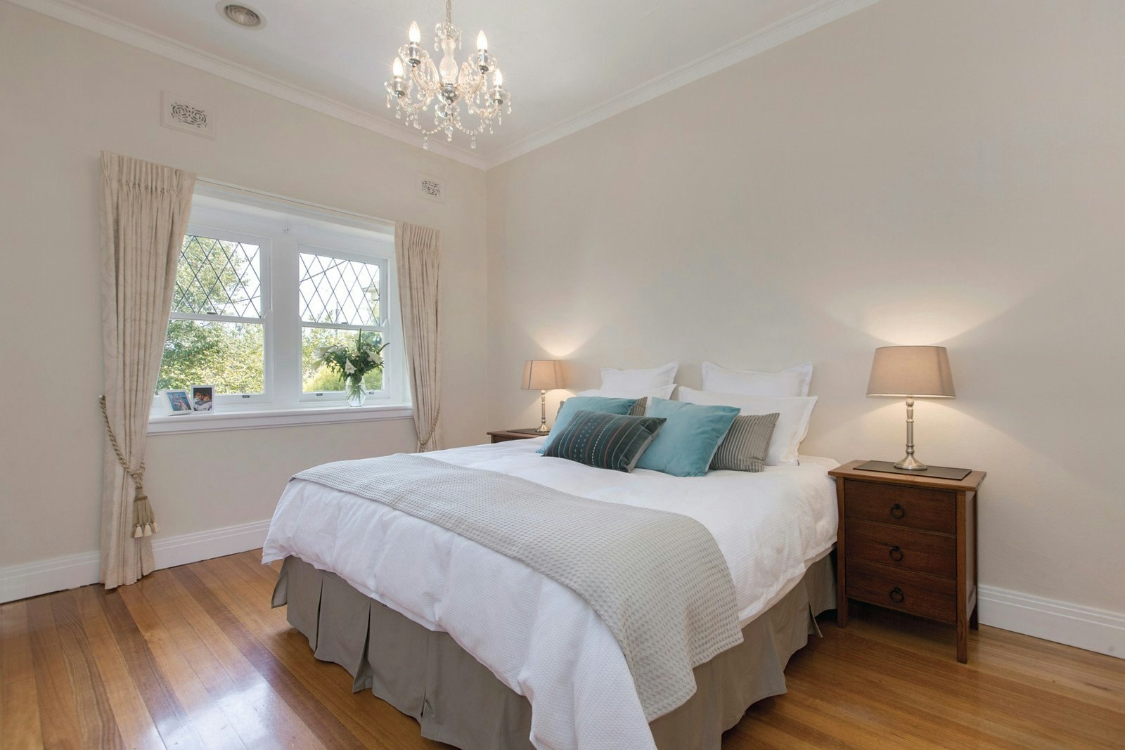 2a Elphin Grove, Camberwell, VIC