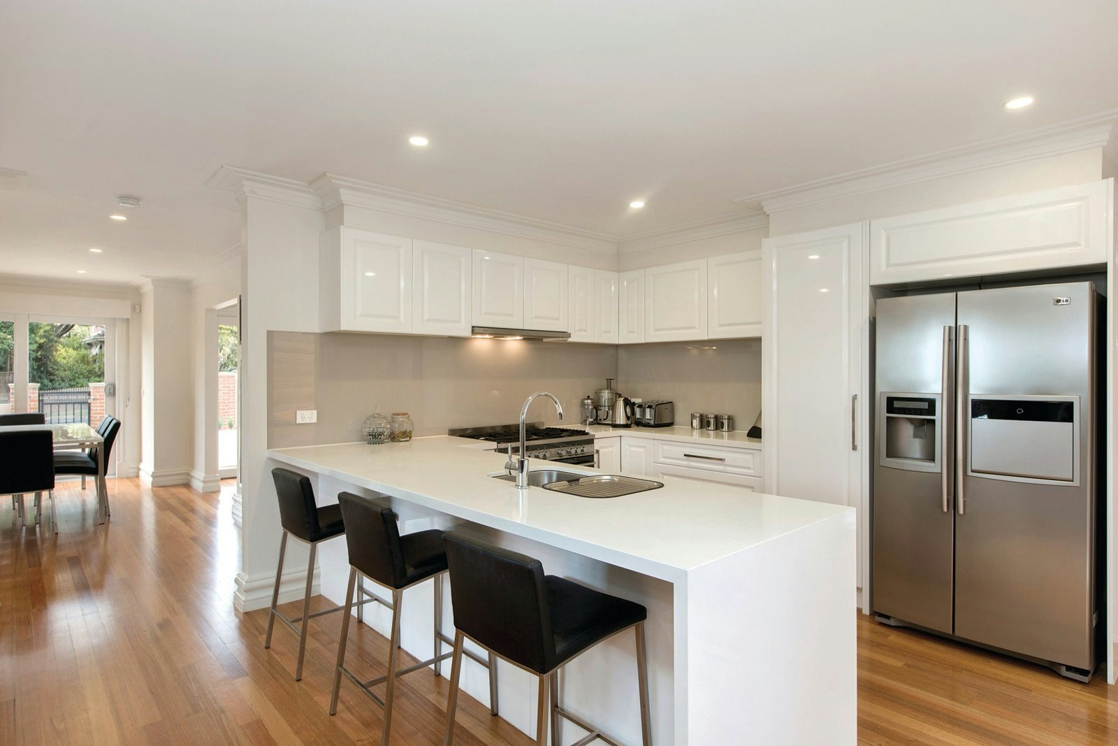 2/294 Belmore Road, Balwyn, VIC