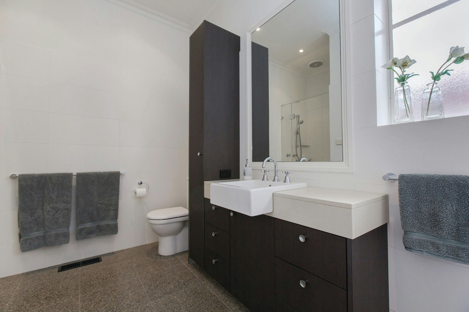 8 Vears Road, Ashburton, VIC