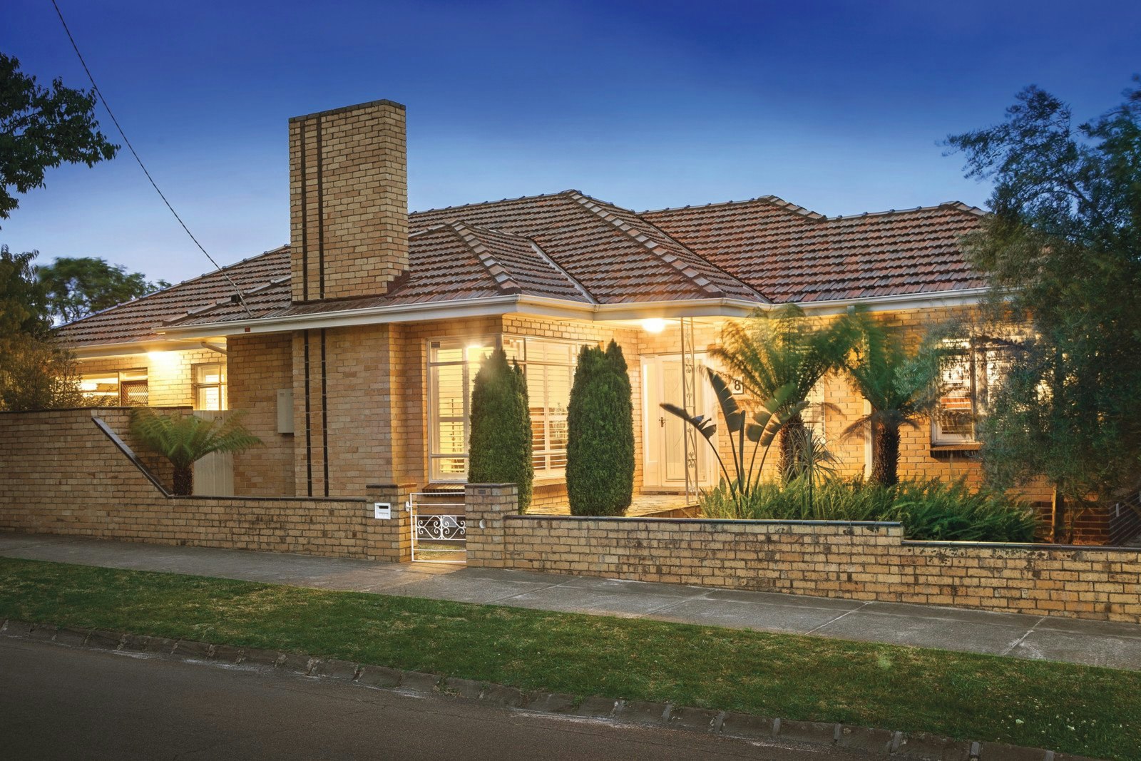 8 Vears Road, Ashburton, VIC