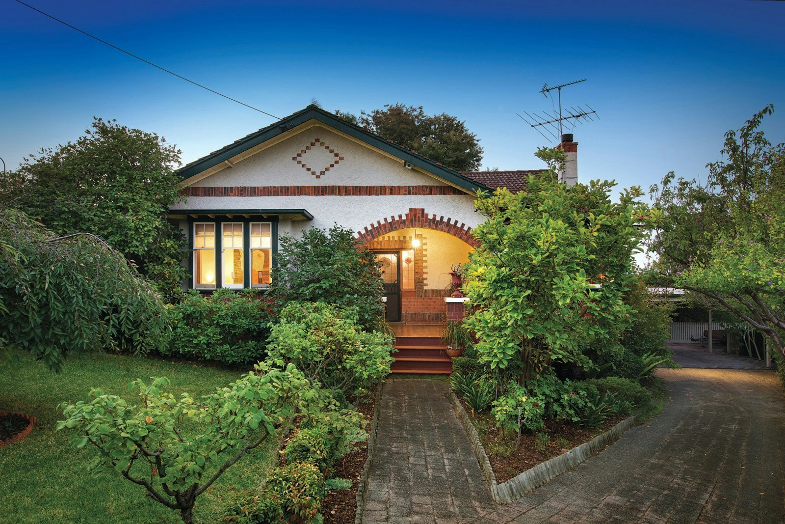 99 Argyle Road, Kew, VIC