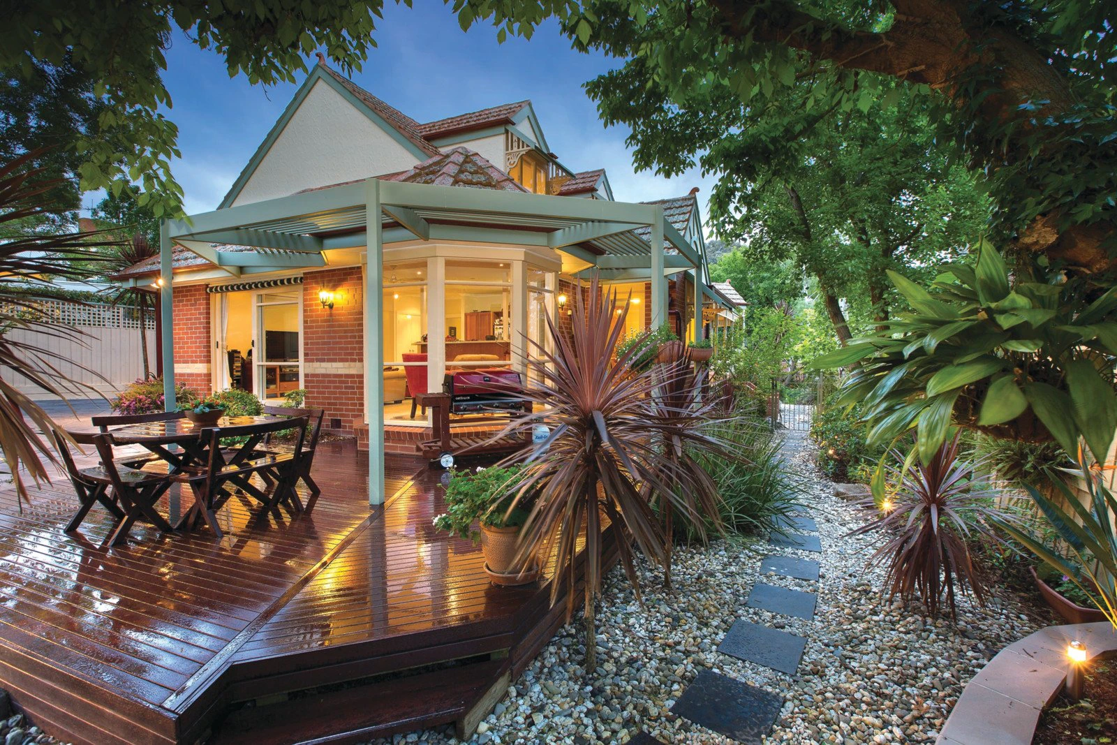 15 Wharton Street, Surrey Hills, VIC