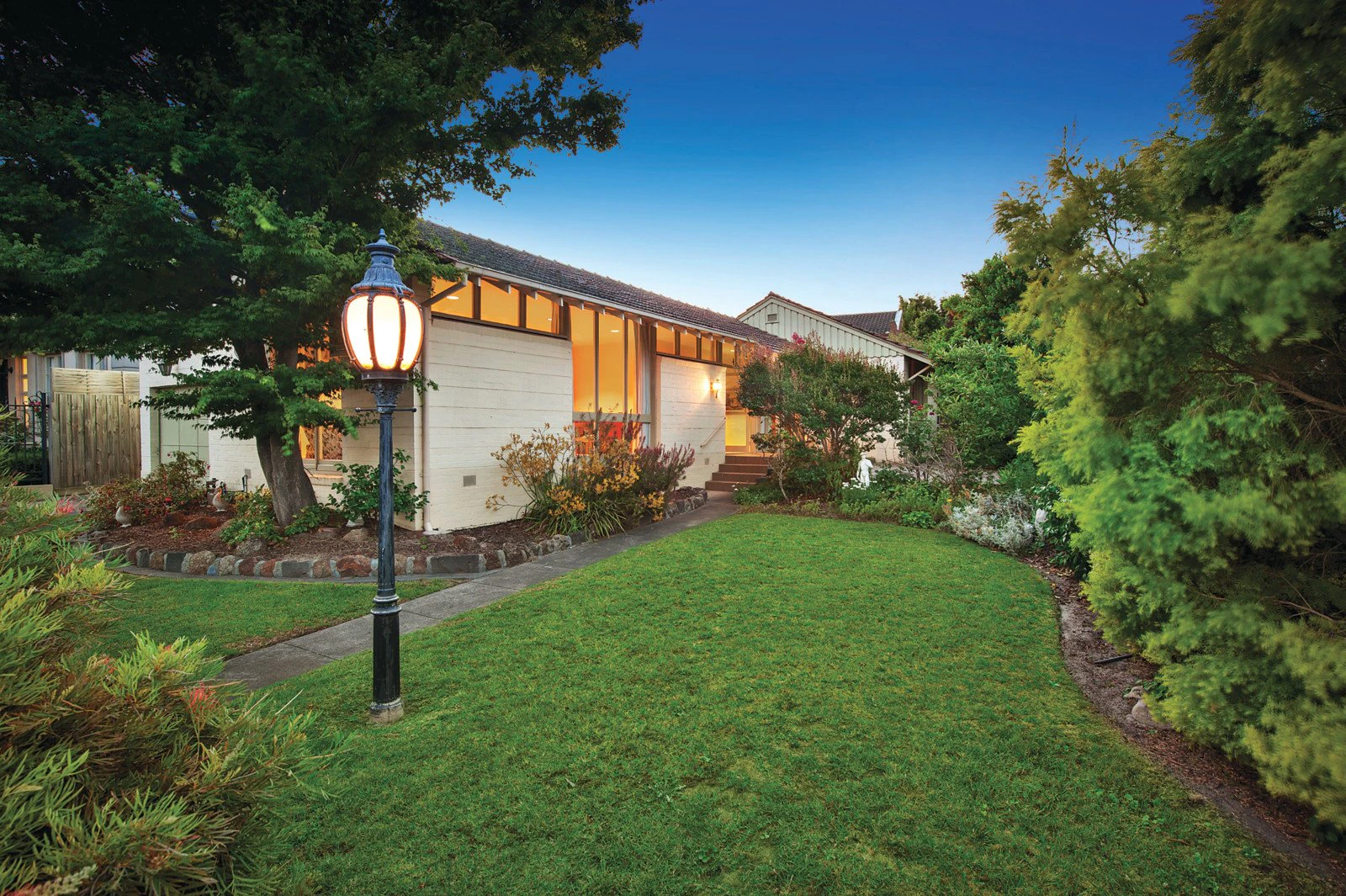 4 Bramley Court, Kew, VIC