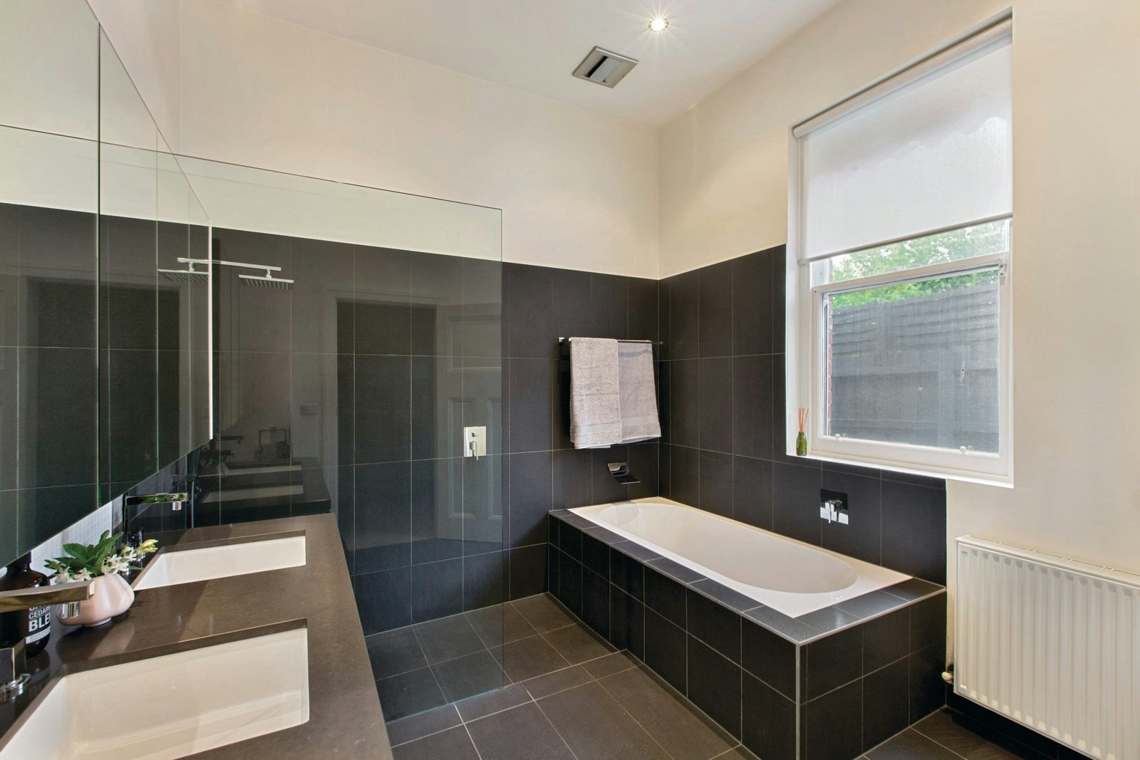 529 Tooronga Road, Hawthorn East, VIC