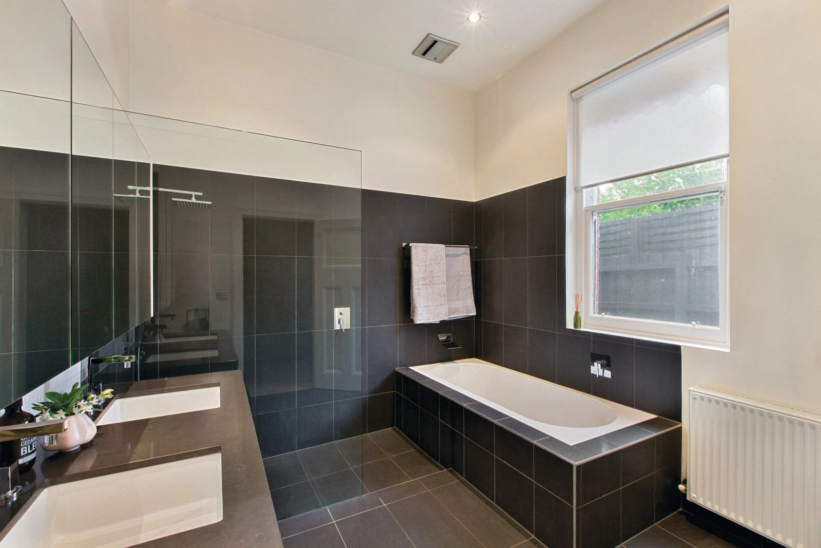 529 Tooronga Road, Hawthorn East, VIC