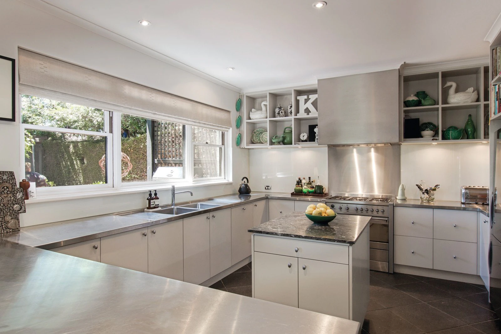 5 Pleasant Avenue, Kew, VIC