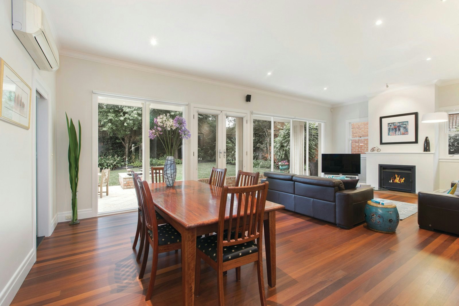 10 Lyric Grove, Camberwell, VIC