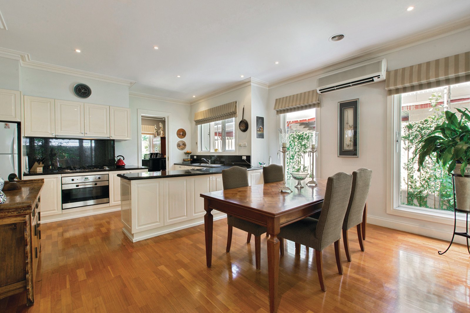 2/422 St Kilda Street, Brighton - Thumbnail 3