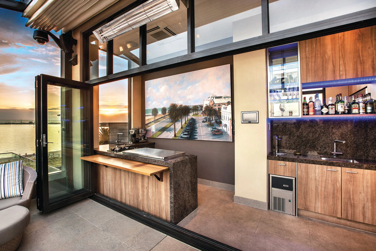 16 Beach Street, Port Melbourne, VIC