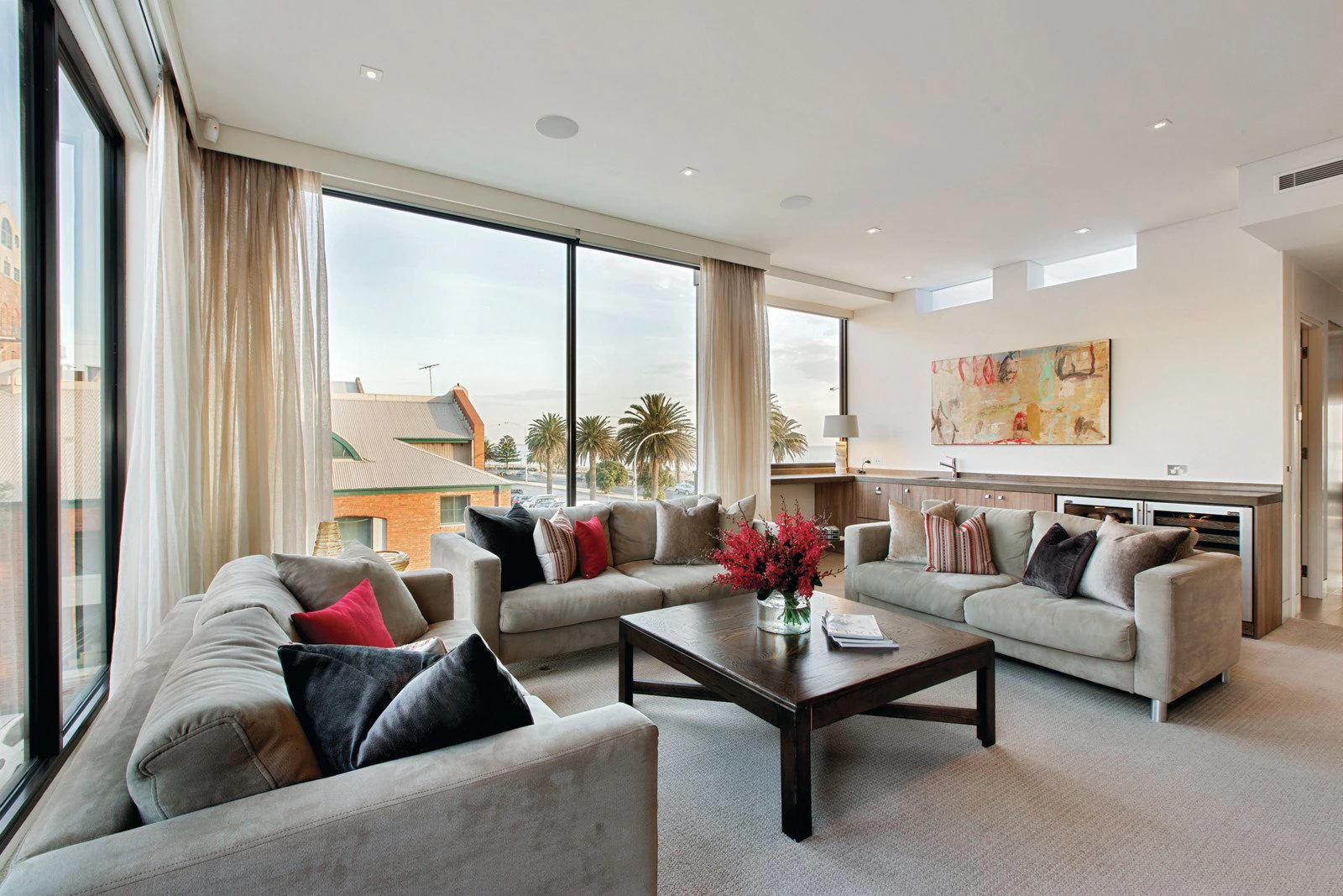 16 Beach Street, Port Melbourne, VIC