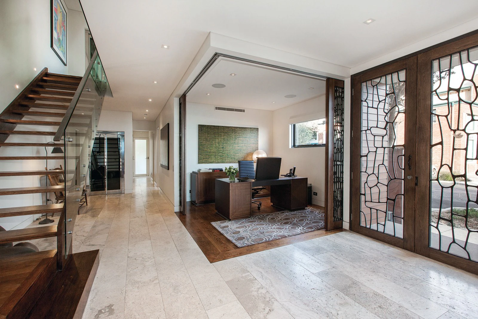 16 Beach Street, Port Melbourne, VIC