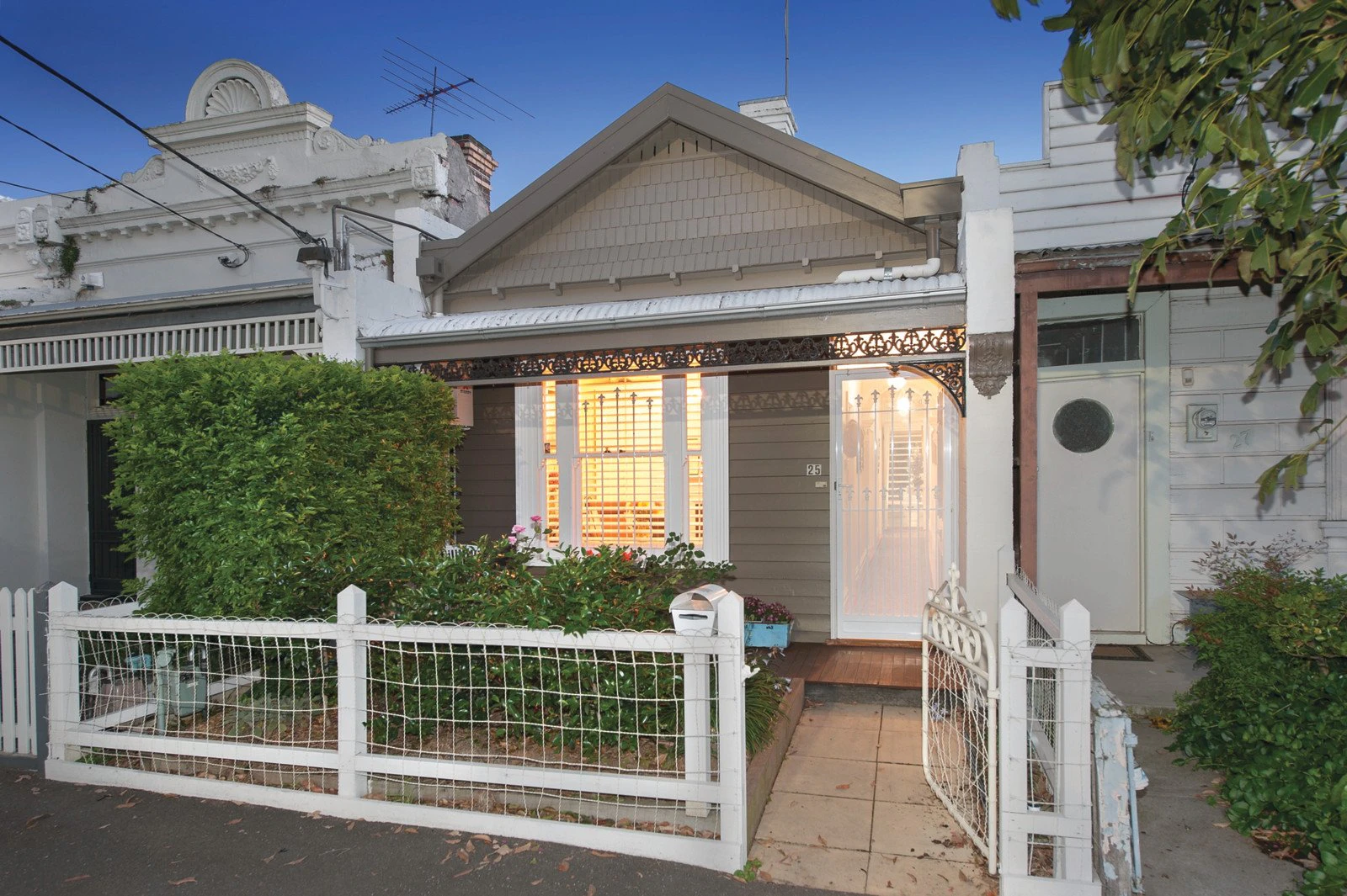 25 Greig Street, Albert Park, VIC