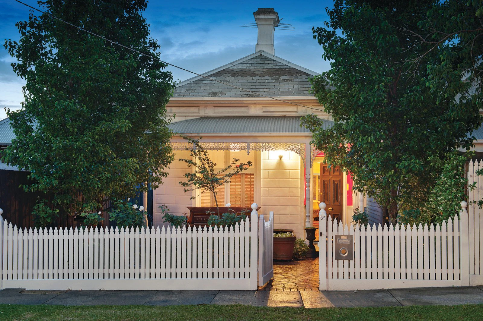 35 Stuart Street, Armadale, VIC