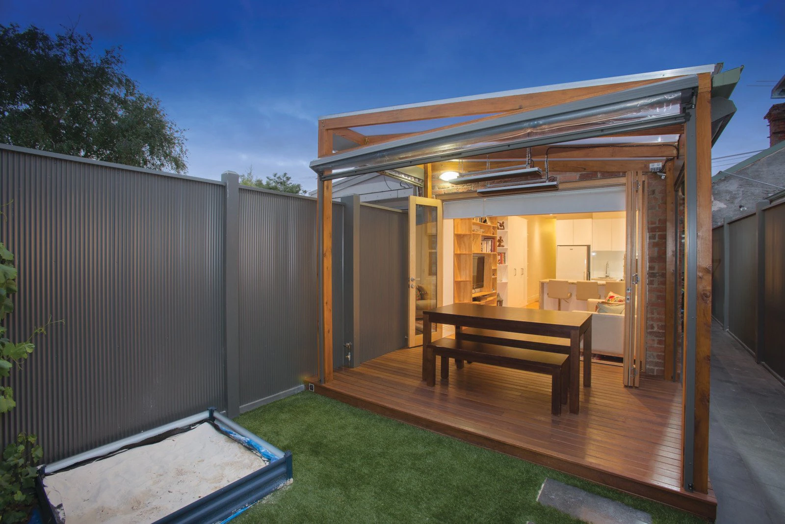 9 Herbert Place, Albert Park, VIC