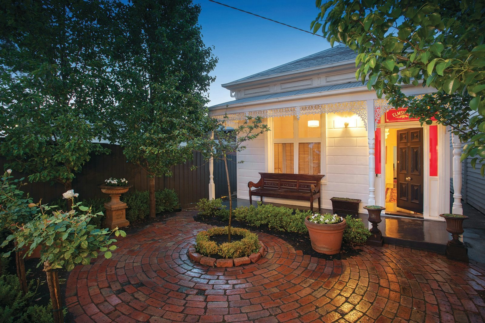 35 Stuart Street, Armadale, VIC