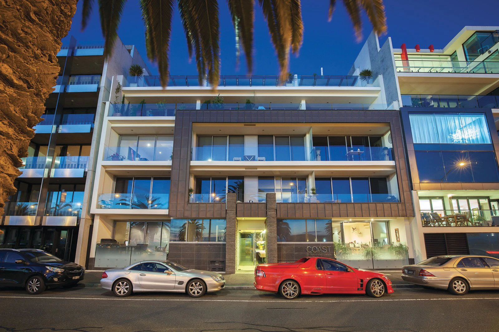 2/23 Beaconsfield Parade, Port Melbourne, VIC