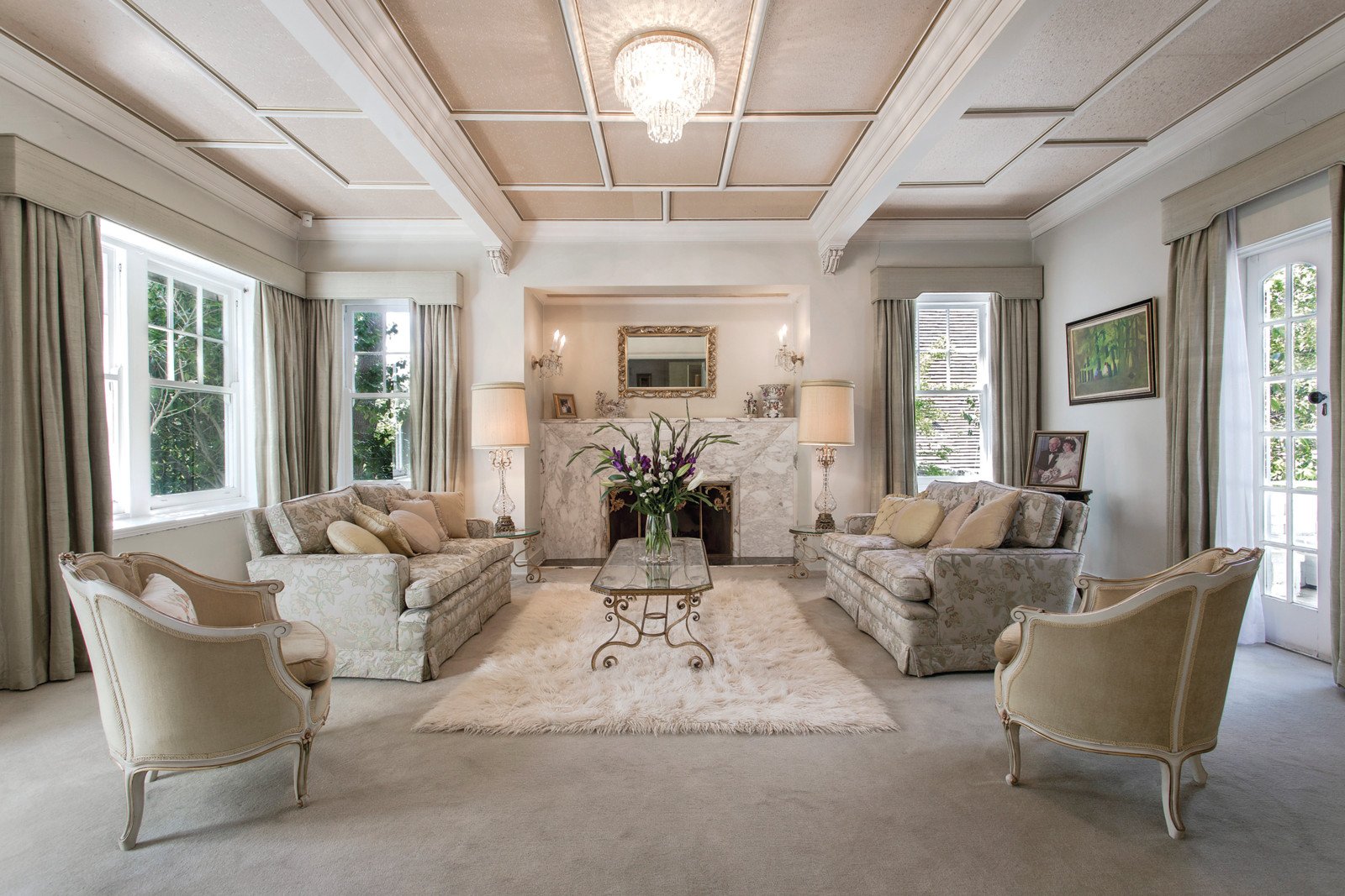 6 Evans Court, Toorak - Thumbnail 2