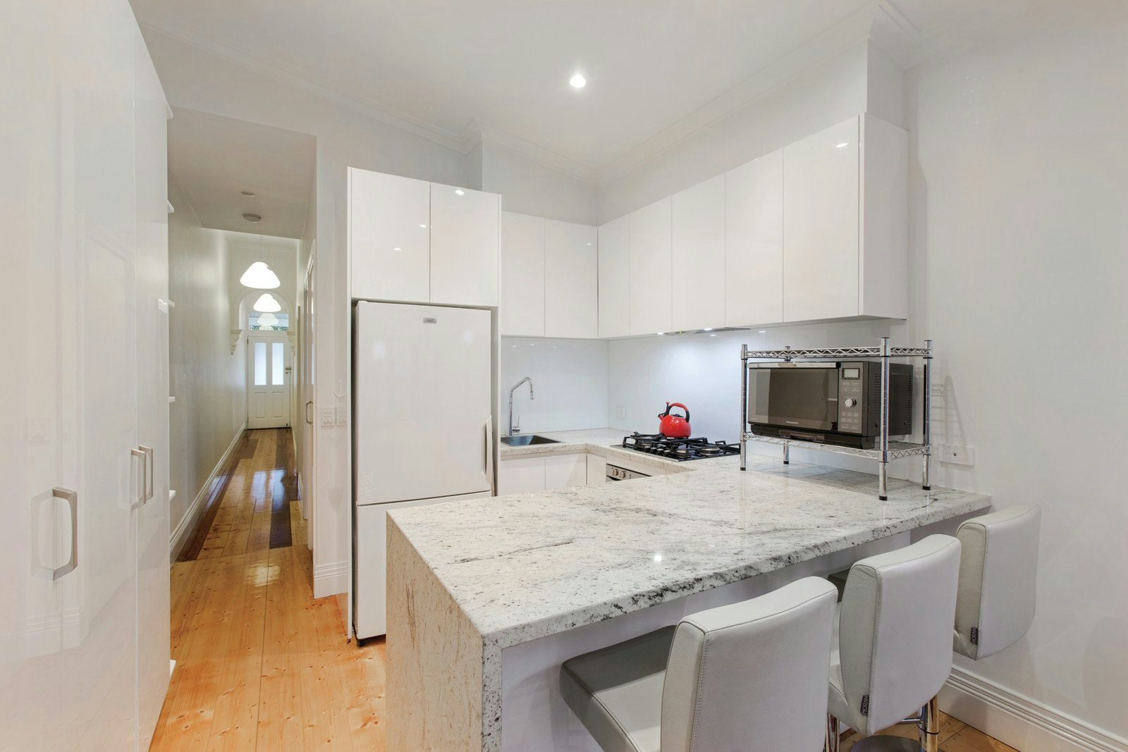 9 Herbert Place, Albert Park, VIC