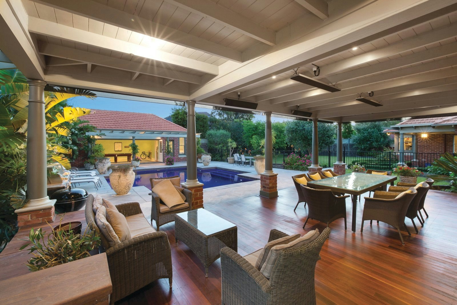 21-25 Oakwood Avenue, Brighton, VIC