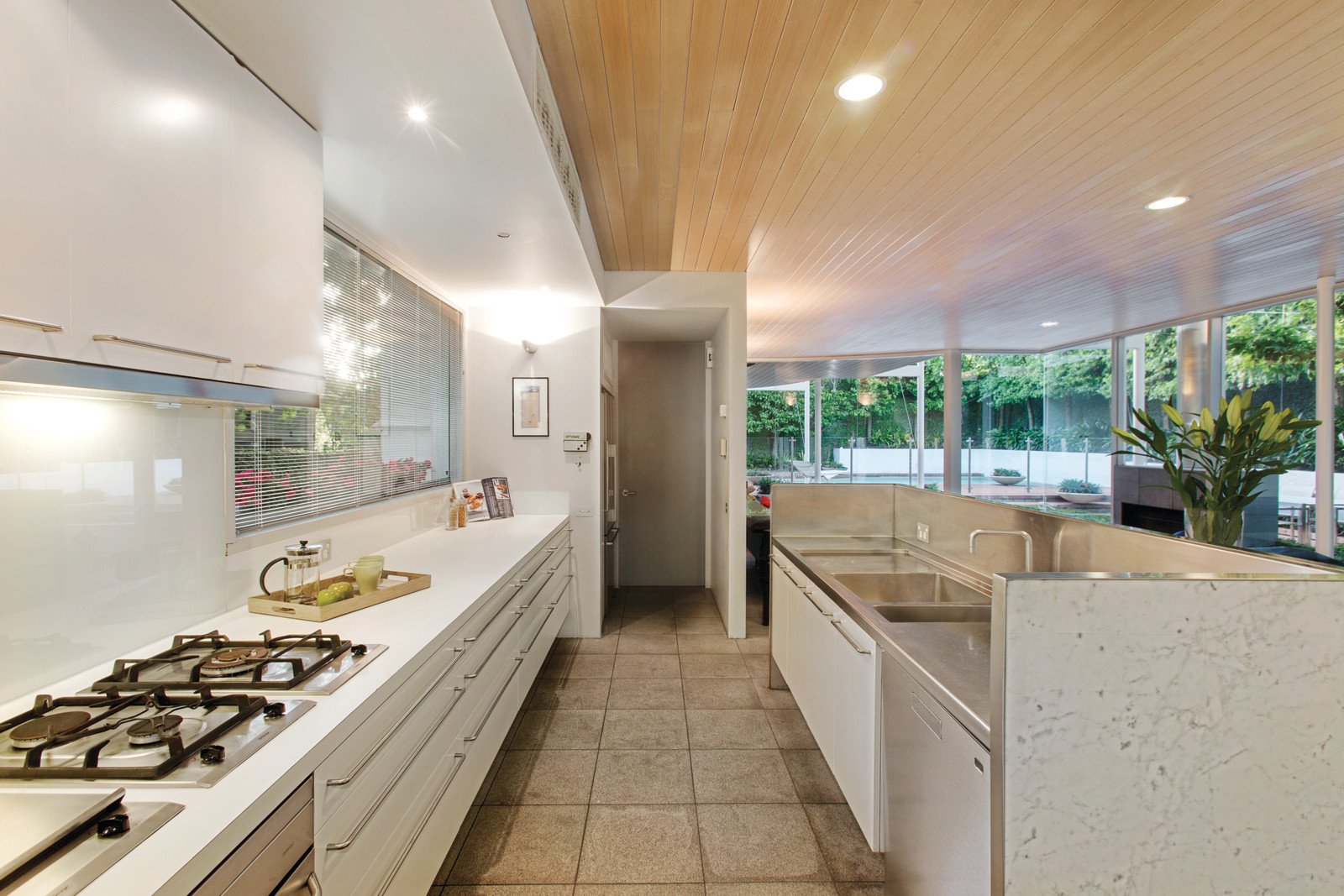 42 Kooyongkoot Road, Hawthorn - Thumbnail 3