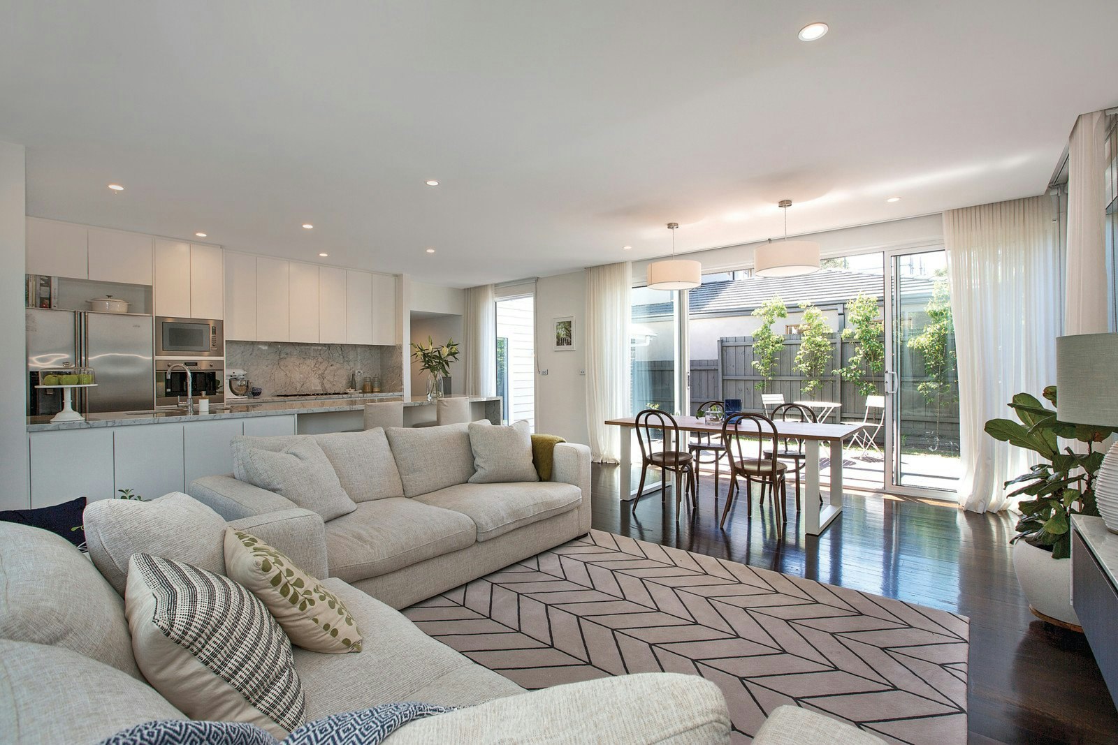 10a Beech Street, Surrey Hills, VIC