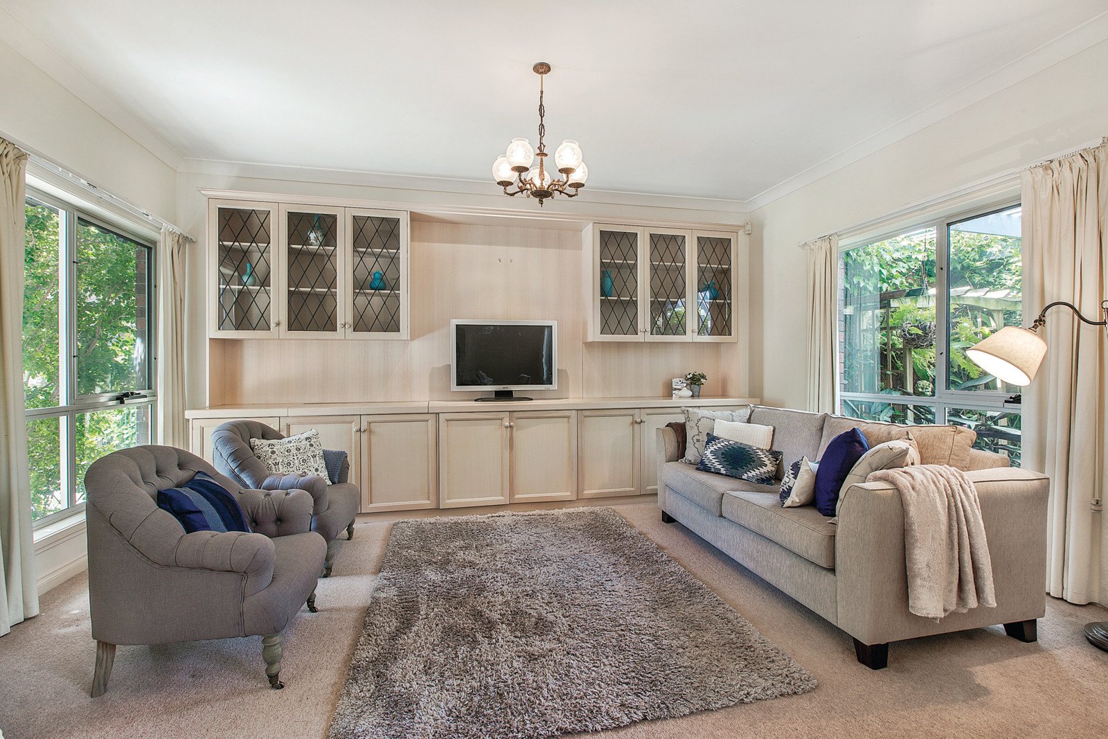2/8 Milverton Street, Camberwell - Thumbnail 2