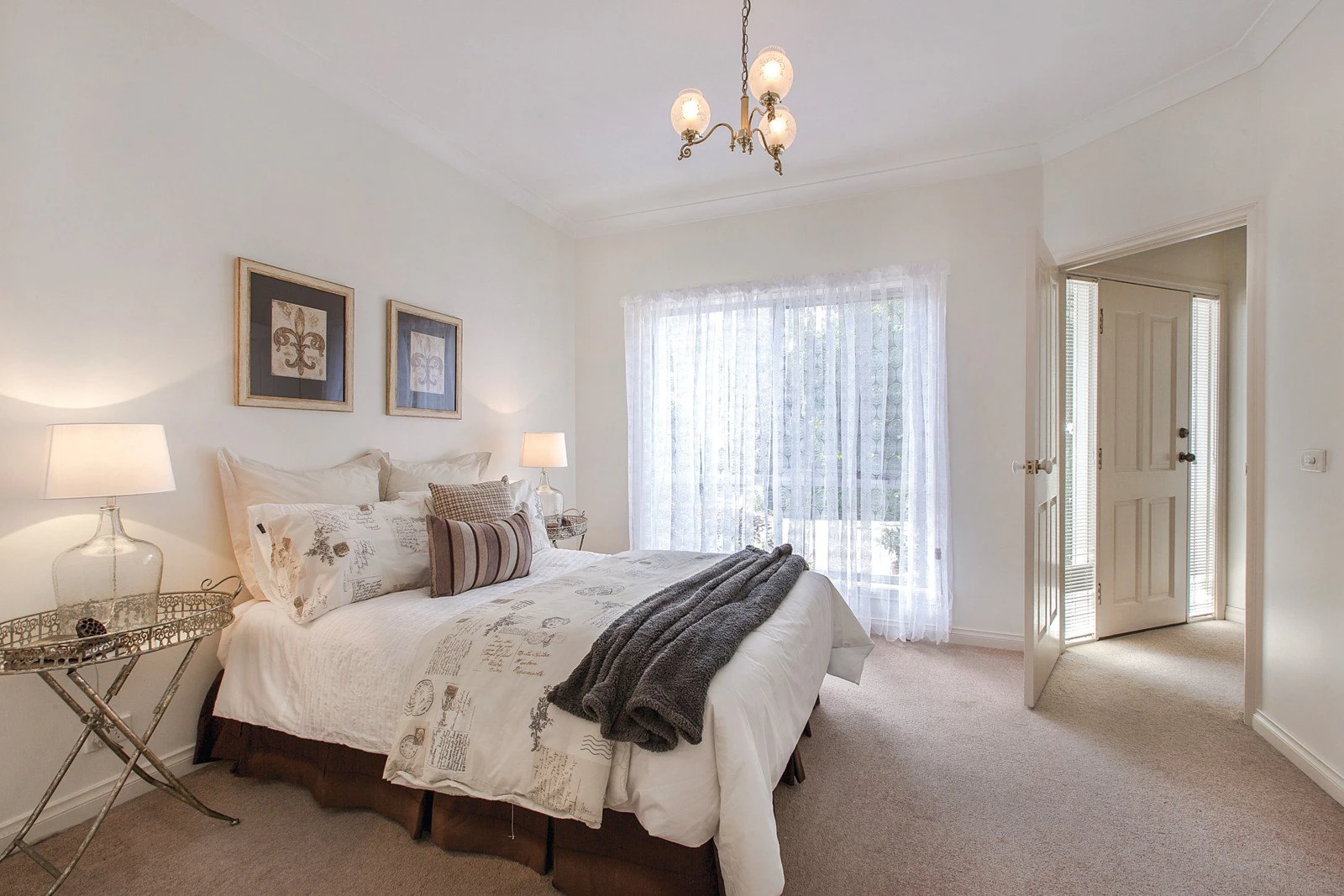 2/8 Milverton Street, Camberwell, VIC