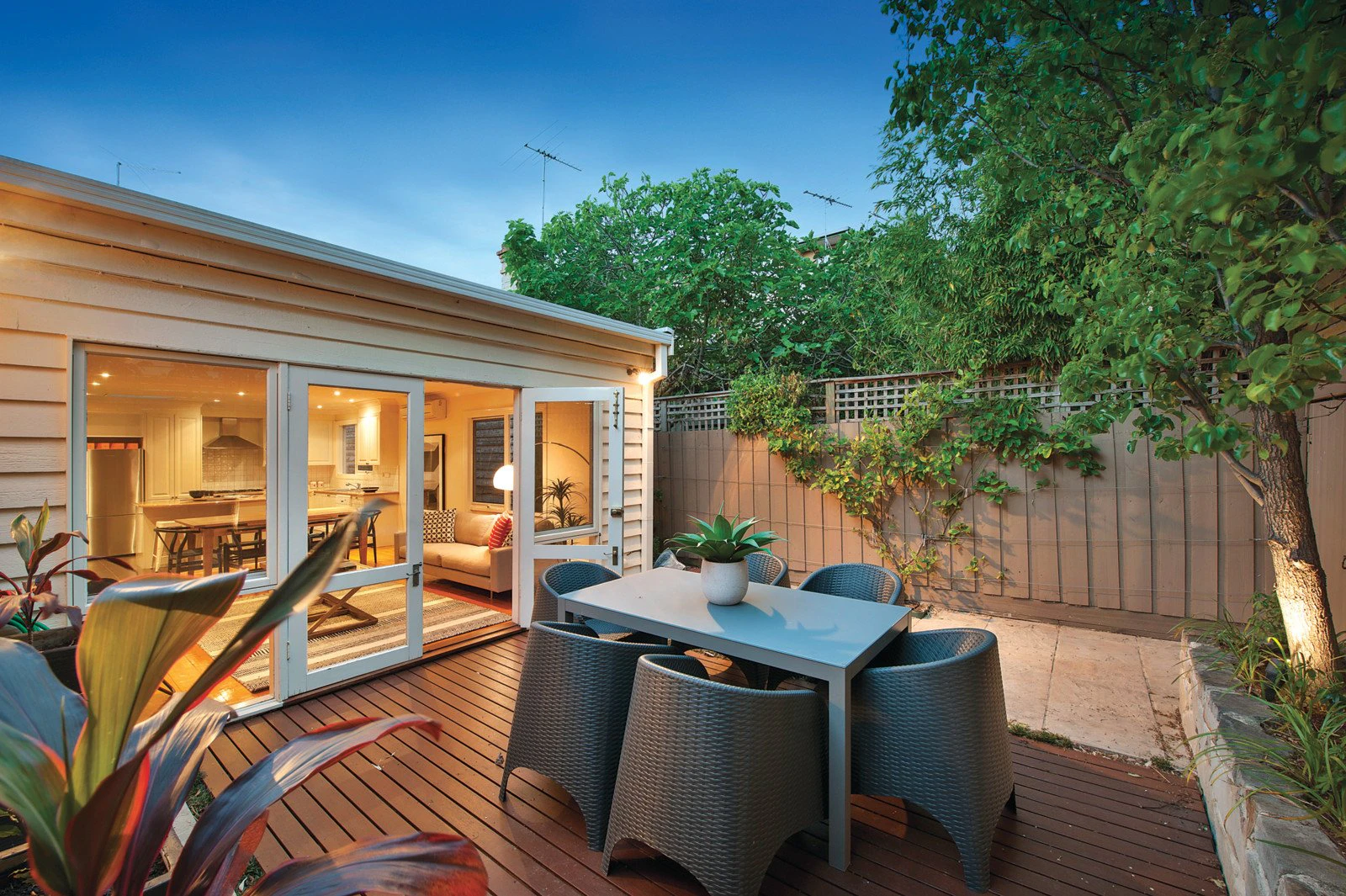233 Bridport Street West, Albert Park, VIC