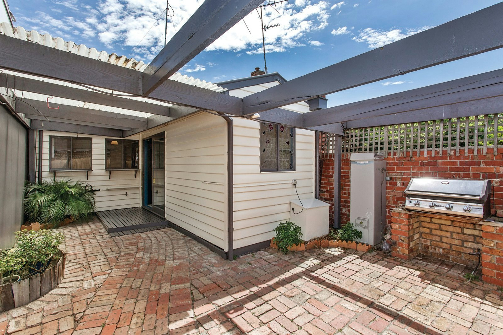 10 Derham Street, Port Melbourne, VIC