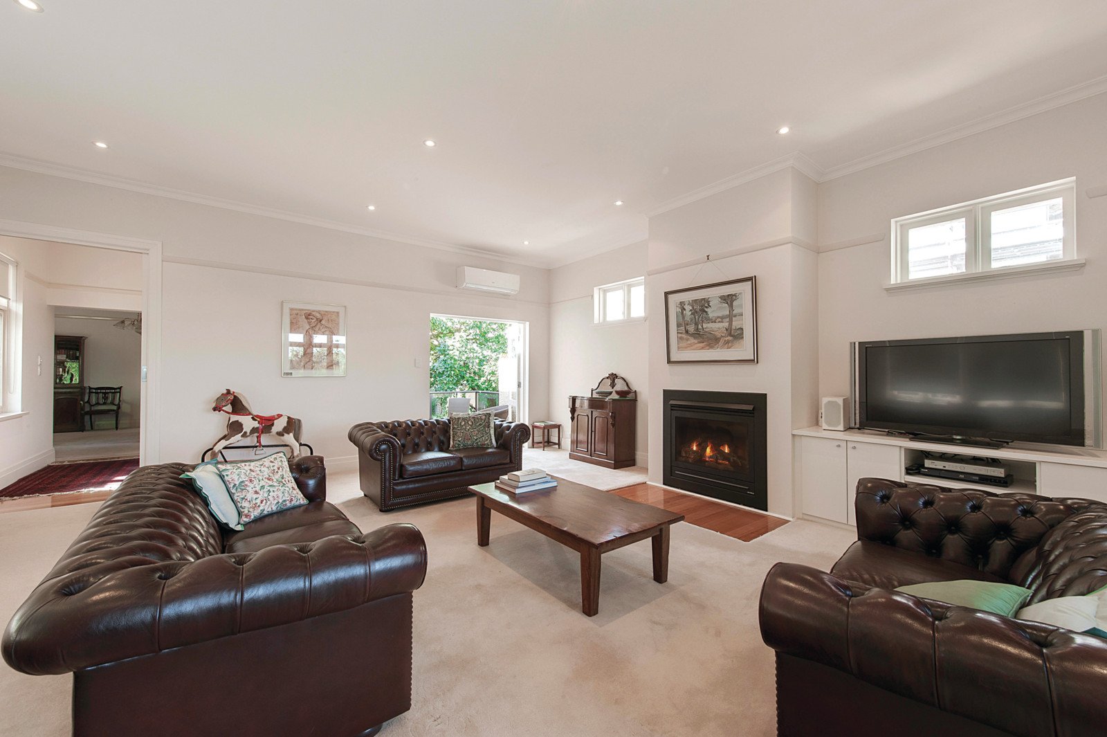 8 Raven Street, Kew - Thumbnail 2