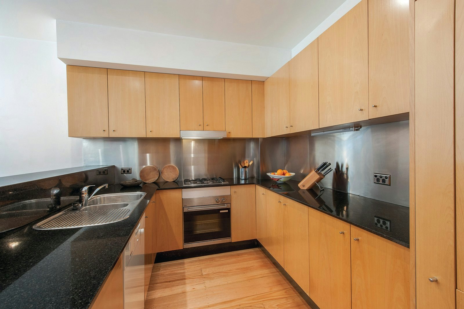 1 Moubray Street, Albert Park, VIC