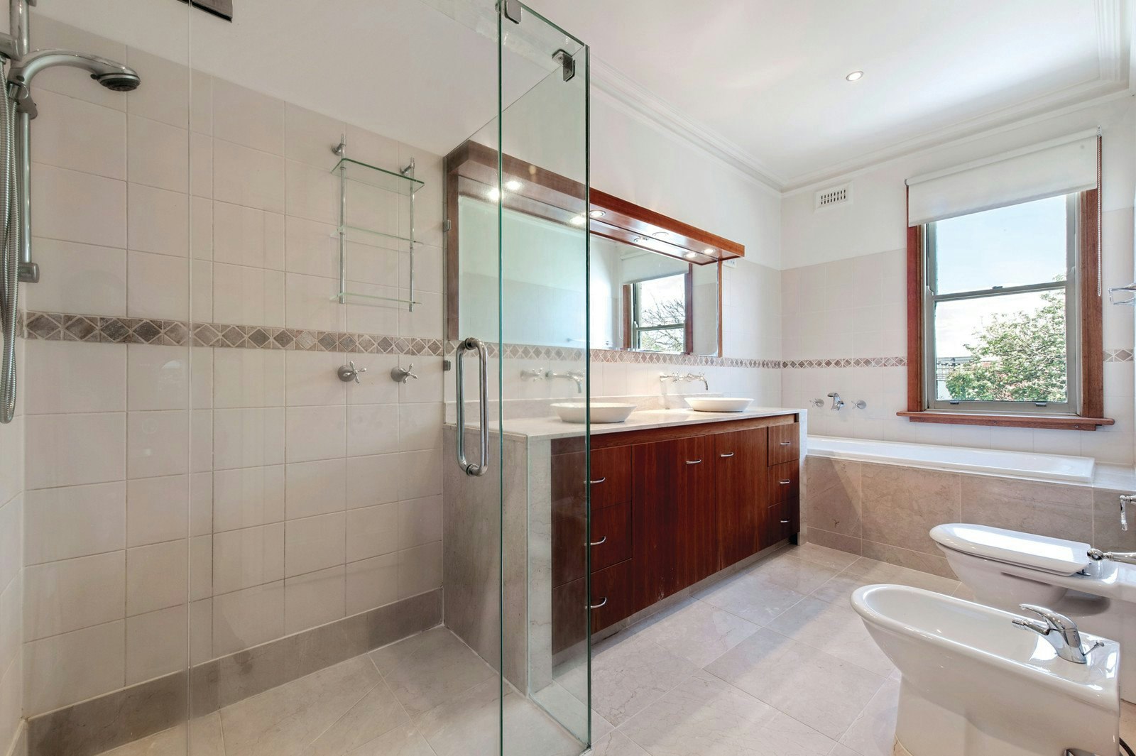 84 Victoria Avenue, Albert Park, VIC