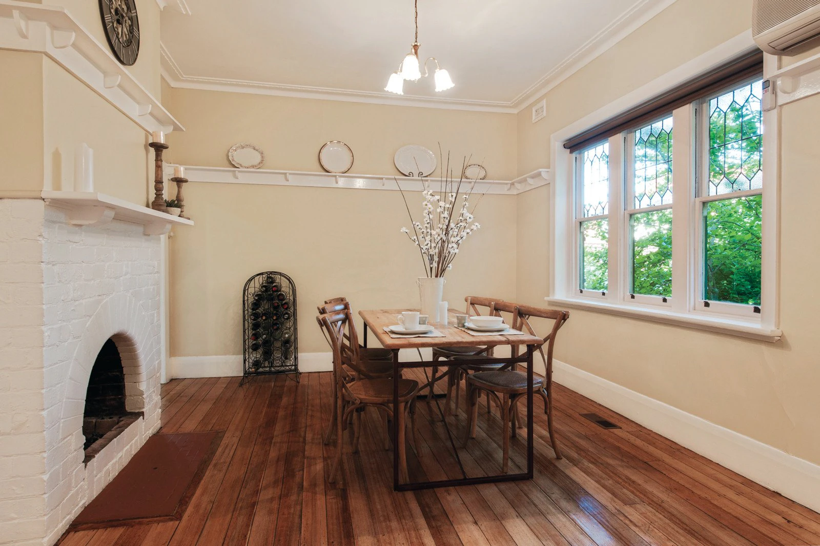 2 Lightfoot Street, Mont Albert, VIC