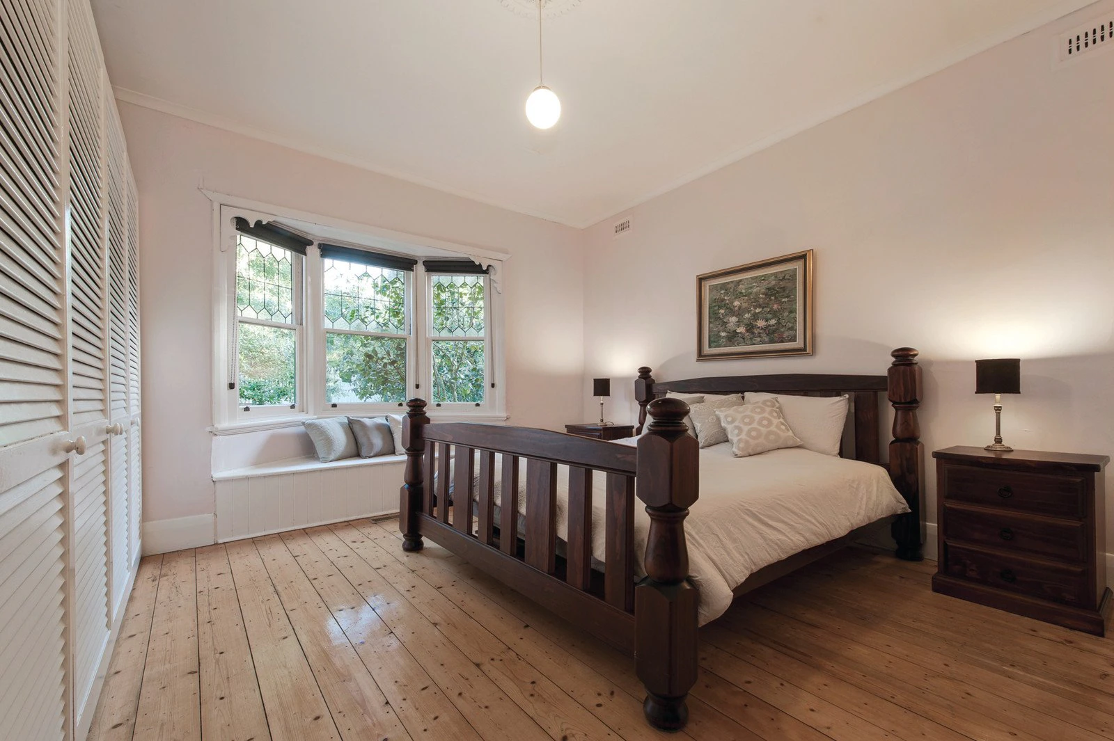 2 Lightfoot Street, Mont Albert, VIC