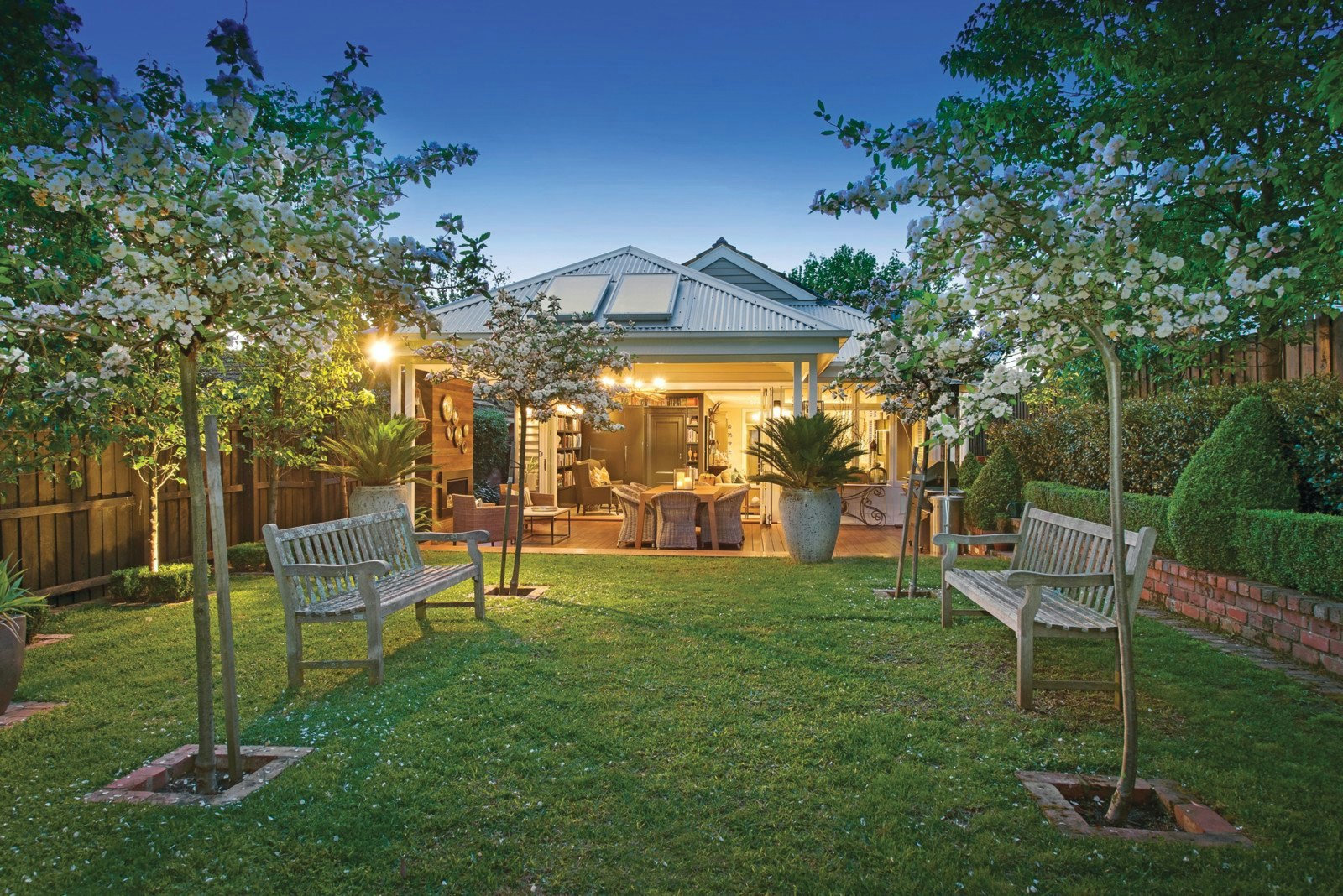 51 Essex Road, Surrey Hills, VIC